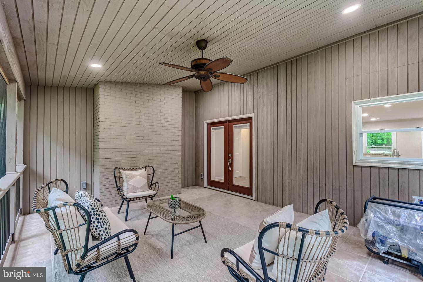 6488 DAVIS FORD RD, MANASSAS, Virginia 20111, 4 Bedrooms Bedrooms, ,3 BathroomsBathrooms,Residential,For sale,6488 DAVIS FORD RD,VAPW2094052 MLS # VAPW2094052