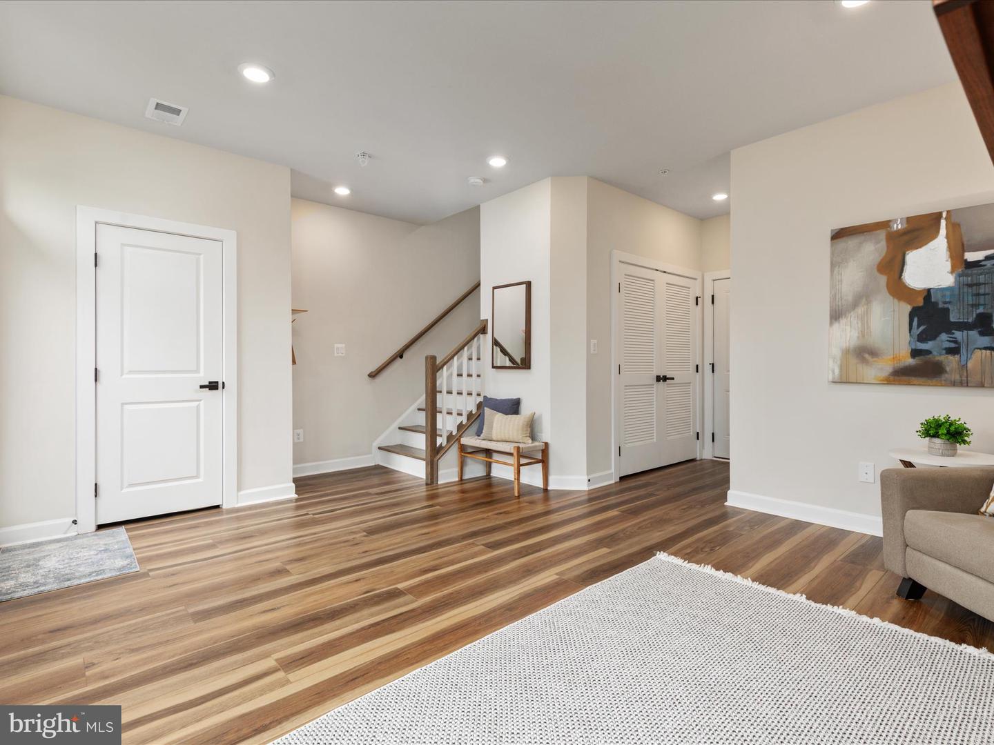 113 PLEASANT ST NW #6, VIENNA, Virginia 22180, 3 Bedrooms Bedrooms, ,4 BathroomsBathrooms,Residential,For sale,113 PLEASANT ST NW #6,VAFX2239010 MLS # VAFX2239010