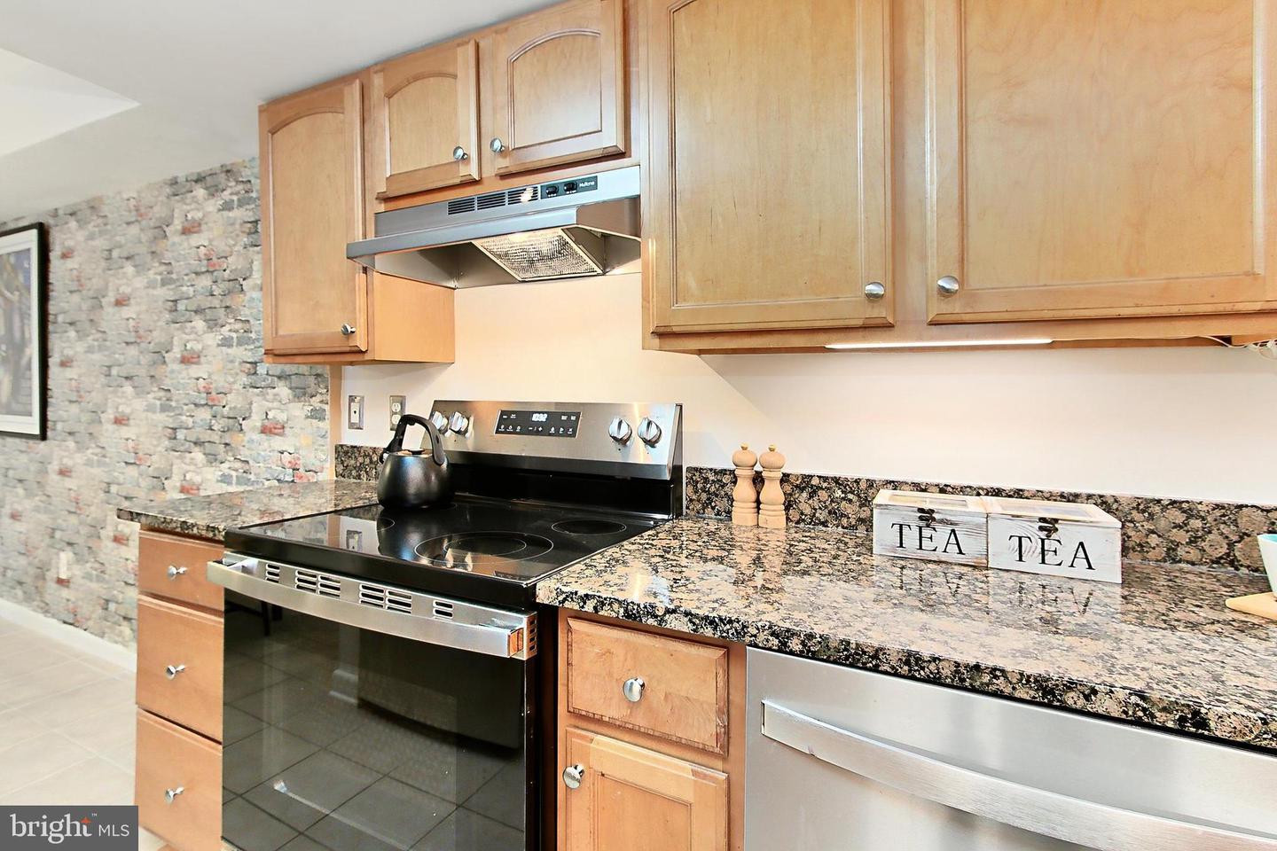 109 S VIRGINIA AVE #471-G, FALLS CHURCH, Virginia 22046, 1 Bedroom Bedrooms, ,1 BathroomBathrooms,Residential,For sale,109 S VIRGINIA AVE #471-G,VAFA2002974 MLS # VAFA2002974