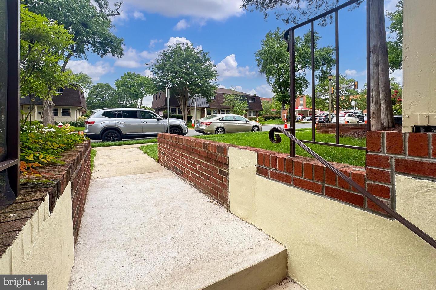 109 S VIRGINIA AVE #471-G, FALLS CHURCH, Virginia 22046, 1 Bedroom Bedrooms, ,1 BathroomBathrooms,Residential,For sale,109 S VIRGINIA AVE #471-G,VAFA2002974 MLS # VAFA2002974