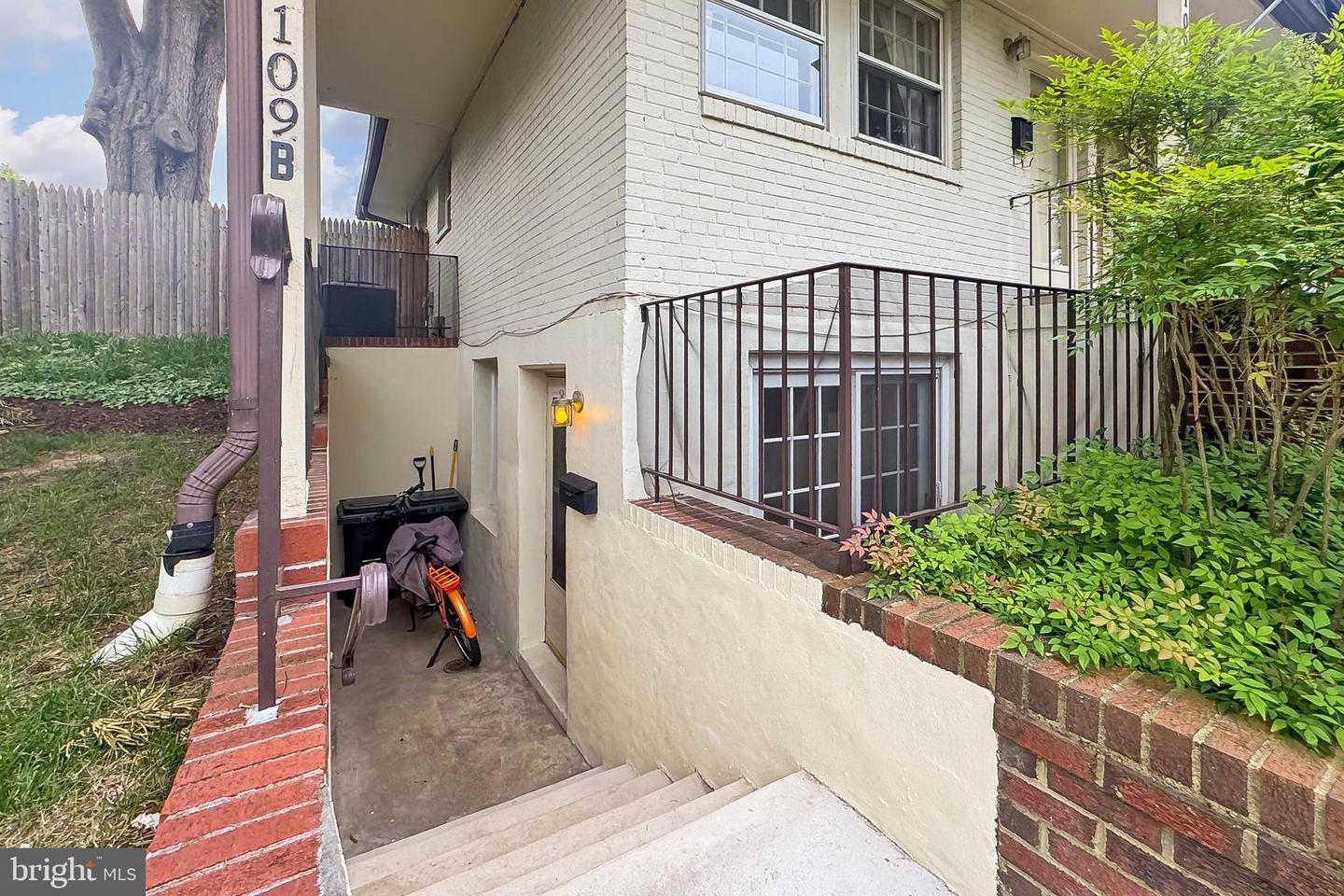 109 S VIRGINIA AVE #471-G, FALLS CHURCH, Virginia 22046, 1 Bedroom Bedrooms, ,1 BathroomBathrooms,Residential,For sale,109 S VIRGINIA AVE #471-G,VAFA2002974 MLS # VAFA2002974