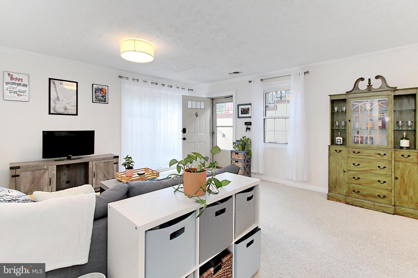 109 S VIRGINIA AVE #471-G, FALLS CHURCH, Virginia 22046, 1 Bedroom Bedrooms, ,1 BathroomBathrooms,Residential,For sale,109 S VIRGINIA AVE #471-G,VAFA2002974 MLS # VAFA2002974