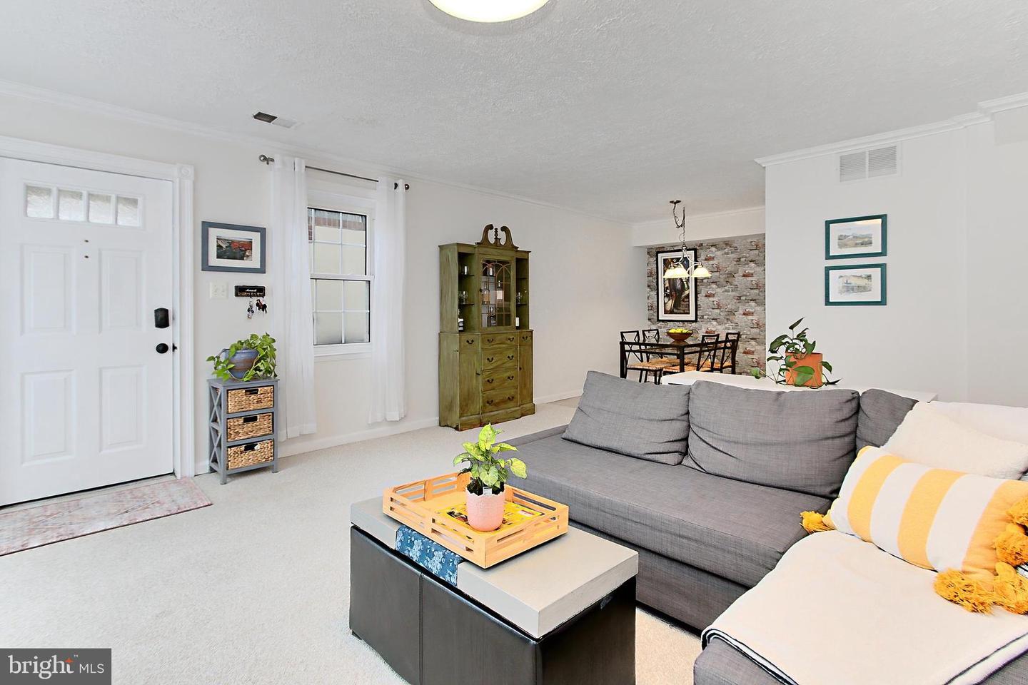 109 S VIRGINIA AVE #471-G, FALLS CHURCH, Virginia 22046, 1 Bedroom Bedrooms, ,1 BathroomBathrooms,Residential,For sale,109 S VIRGINIA AVE #471-G,VAFA2002974 MLS # VAFA2002974