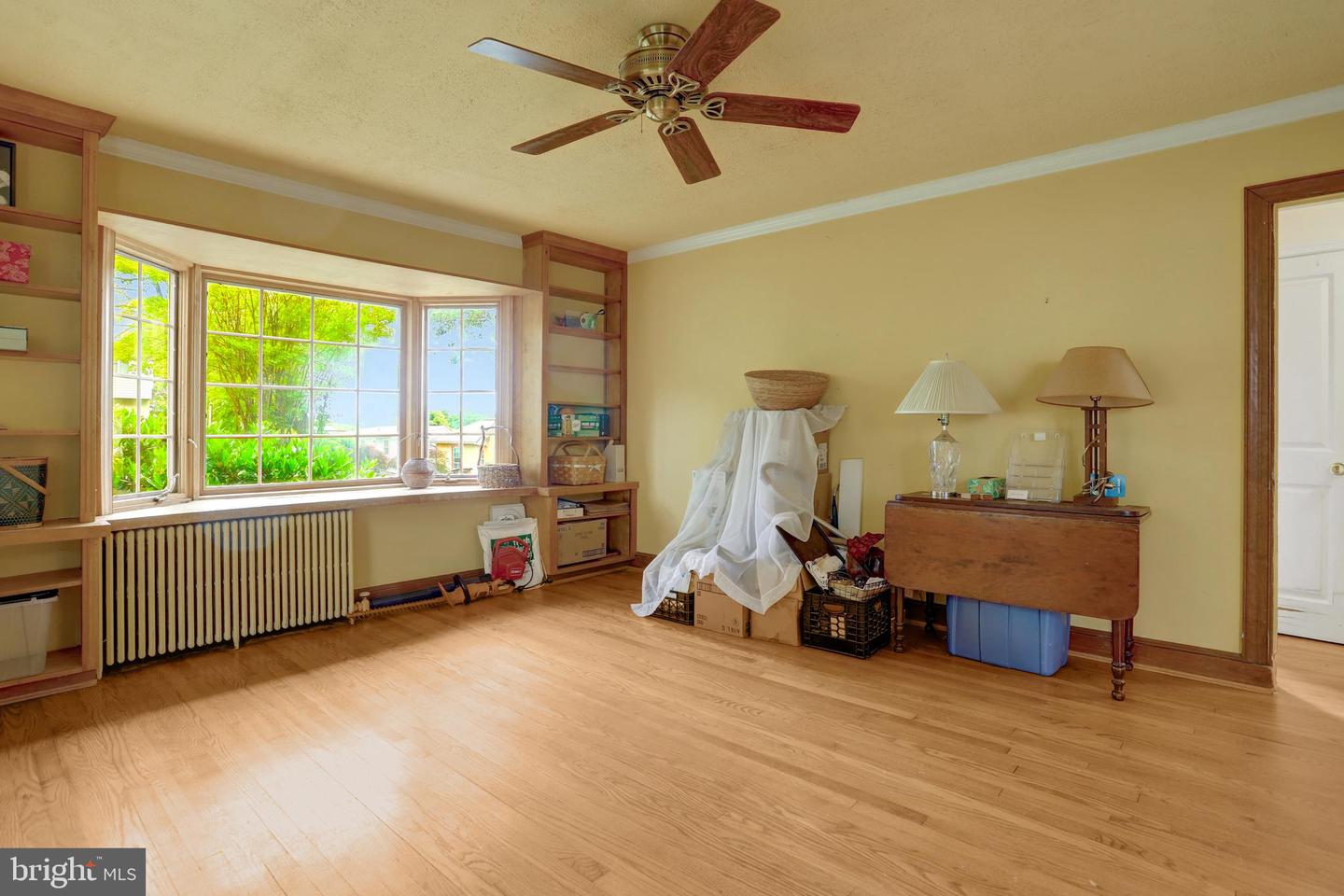 4817 20TH ST N, ARLINGTON, Virginia 22207, 3 Bedrooms Bedrooms, ,2 BathroomsBathrooms,Residential,For sale,4817 20TH ST N,VAAR2057138 MLS # VAAR2057138