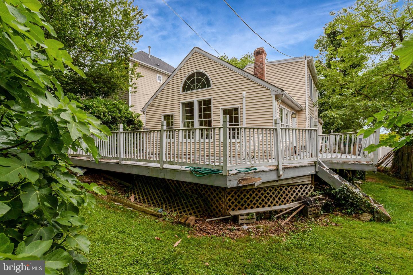 4817 20TH ST N, ARLINGTON, Virginia 22207, 3 Bedrooms Bedrooms, ,2 BathroomsBathrooms,Residential,For sale,4817 20TH ST N,VAAR2057138 MLS # VAAR2057138