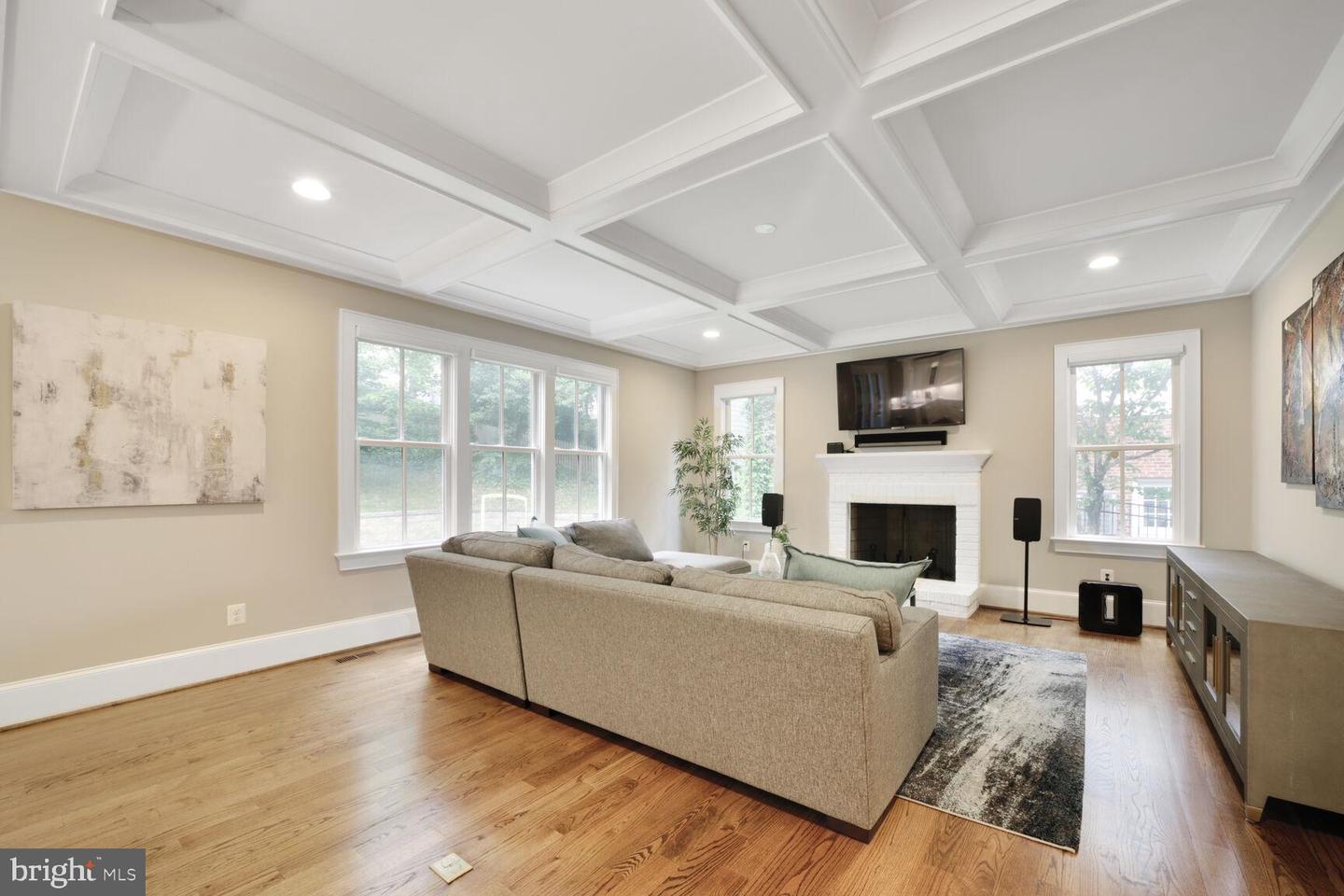 2231 N VERMONT ST, ARLINGTON, Virginia 22207, 6 Bedrooms Bedrooms, ,5 BathroomsBathrooms,Residential,For sale,2231 N VERMONT ST,VAAR2057166 MLS # VAAR2057166
