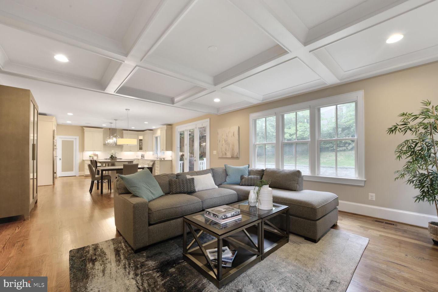 2231 N VERMONT ST, ARLINGTON, Virginia 22207, 6 Bedrooms Bedrooms, ,5 BathroomsBathrooms,Residential,For sale,2231 N VERMONT ST,VAAR2057166 MLS # VAAR2057166