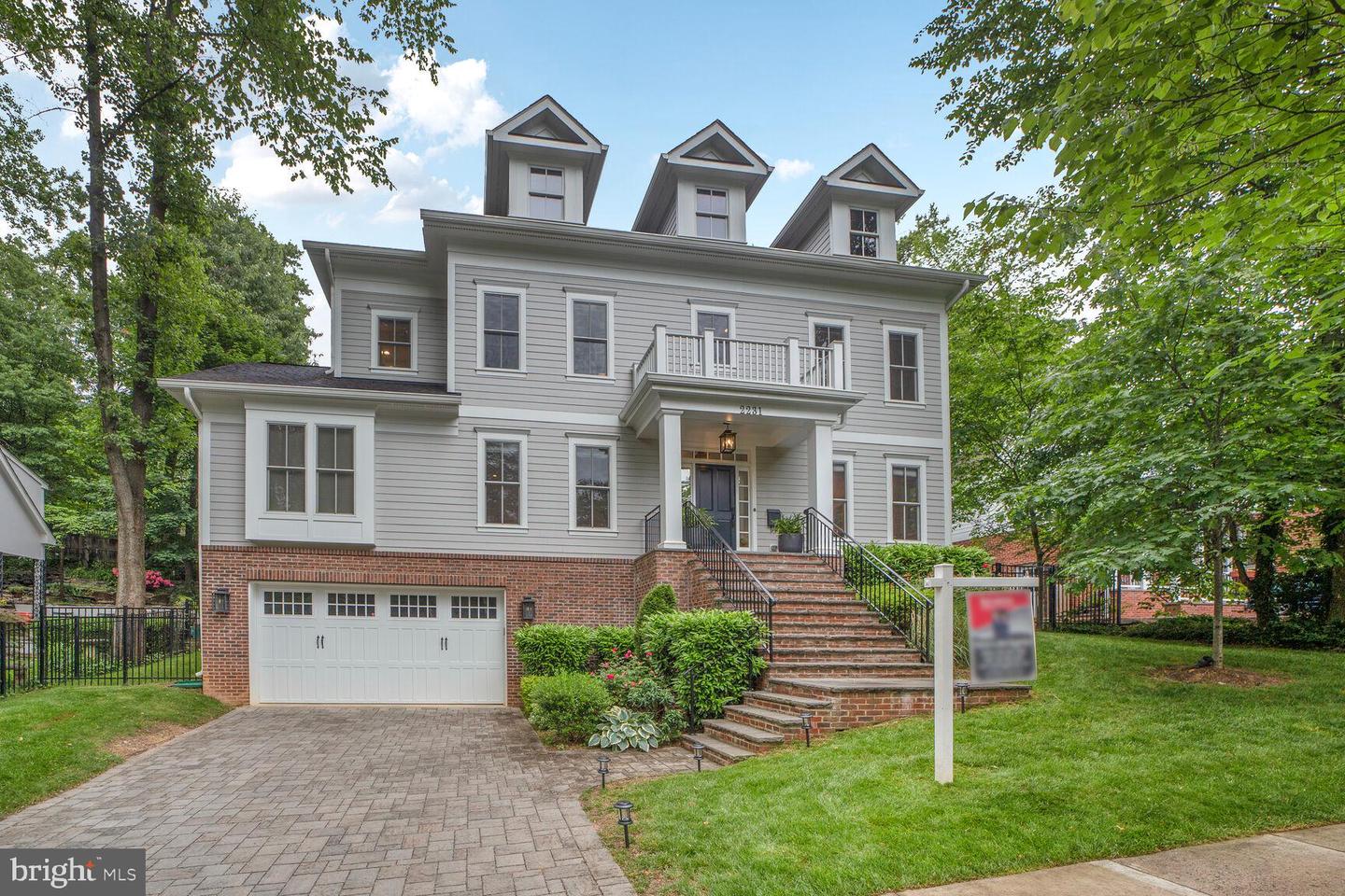 2231 N VERMONT ST, ARLINGTON, Virginia 22207, 6 Bedrooms Bedrooms, ,5 BathroomsBathrooms,Residential,For sale,2231 N VERMONT ST,VAAR2057166 MLS # VAAR2057166