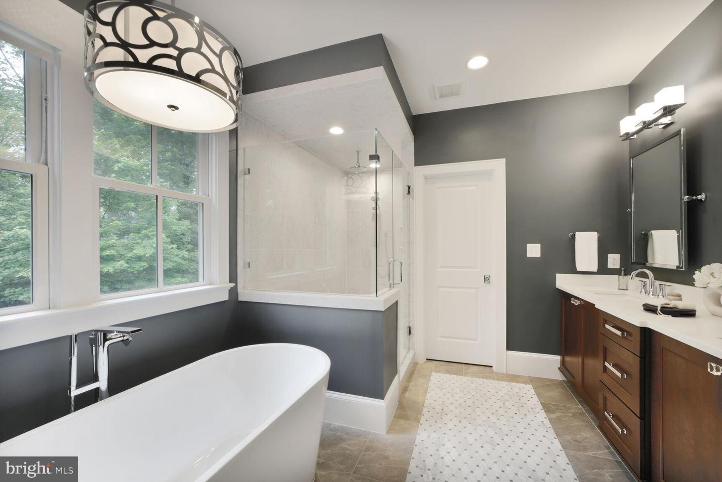 2231 N VERMONT ST, ARLINGTON, Virginia 22207, 6 Bedrooms Bedrooms, ,5 BathroomsBathrooms,Residential,For sale,2231 N VERMONT ST,VAAR2057166 MLS # VAAR2057166