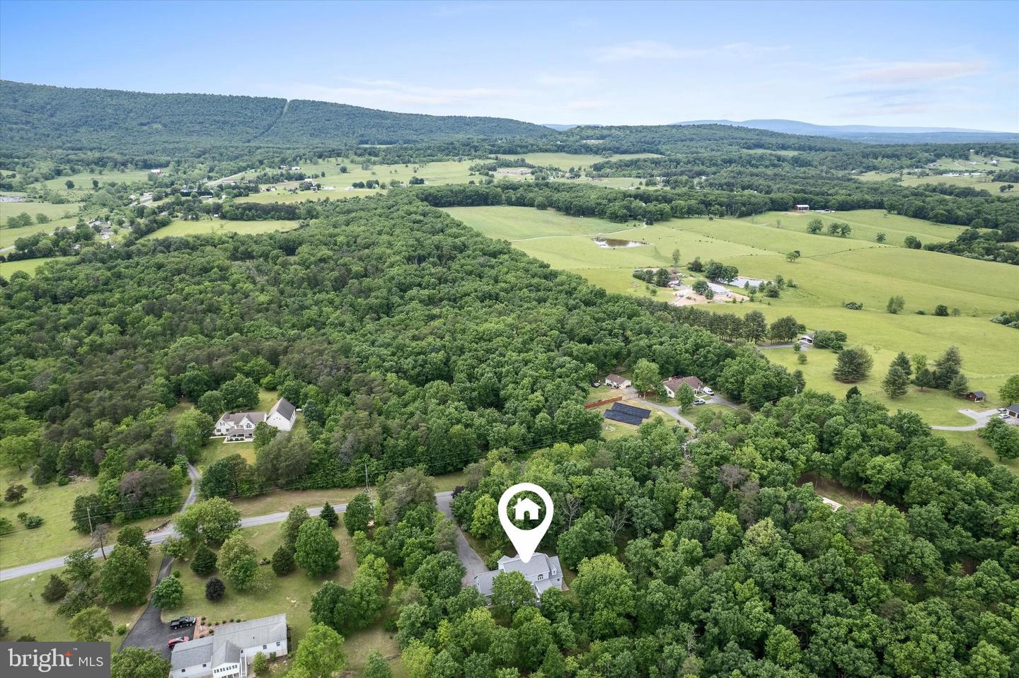 232 DEVLAND DR, WINCHESTER, Virginia 22603, 4 Bedrooms Bedrooms, ,3 BathroomsBathrooms,Residential,For sale,232 DEVLAND DR,VAFV2034004 MLS # VAFV2034004