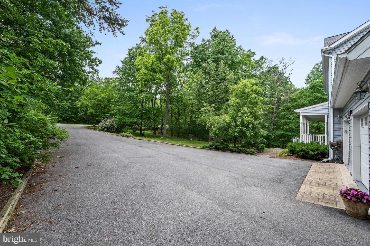 232 DEVLAND DR, WINCHESTER, Virginia 22603, 4 Bedrooms Bedrooms, ,3 BathroomsBathrooms,Residential,For sale,232 DEVLAND DR,VAFV2034004 MLS # VAFV2034004