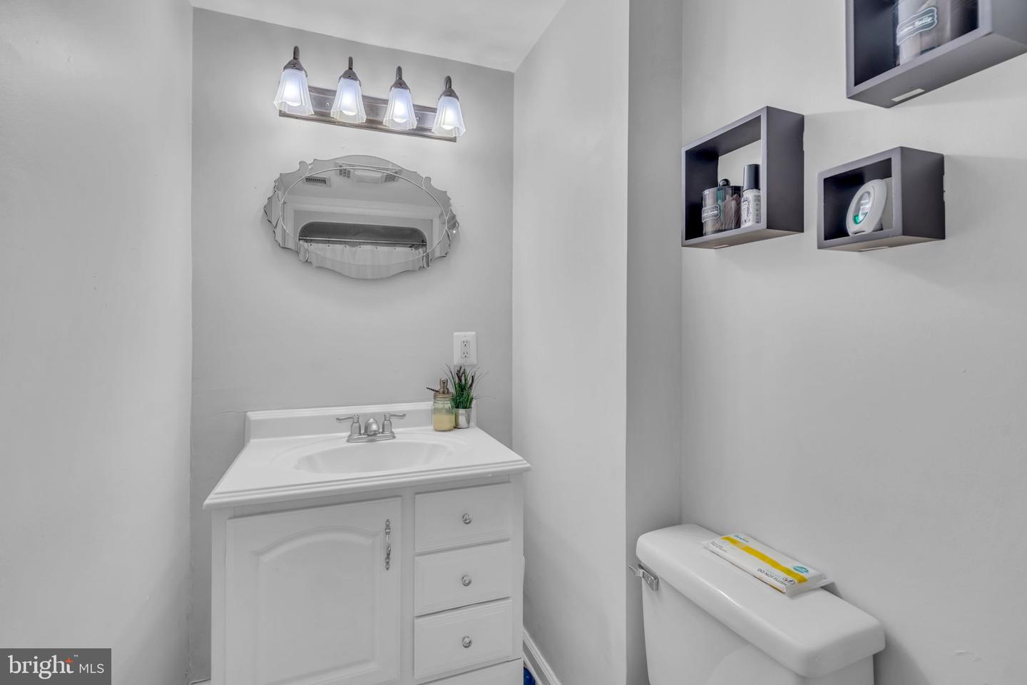 7 HIDDEN LAKE DR, STAFFORD, Virginia 22556, 4 Bedrooms Bedrooms, ,2 BathroomsBathrooms,Residential,For sale,7 HIDDEN LAKE DR,VAST2038644 MLS # VAST2038644