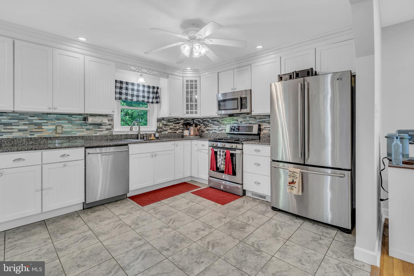 7 HIDDEN LAKE DR, STAFFORD, Virginia 22556, 4 Bedrooms Bedrooms, ,2 BathroomsBathrooms,Residential,For sale,7 HIDDEN LAKE DR,VAST2038644 MLS # VAST2038644