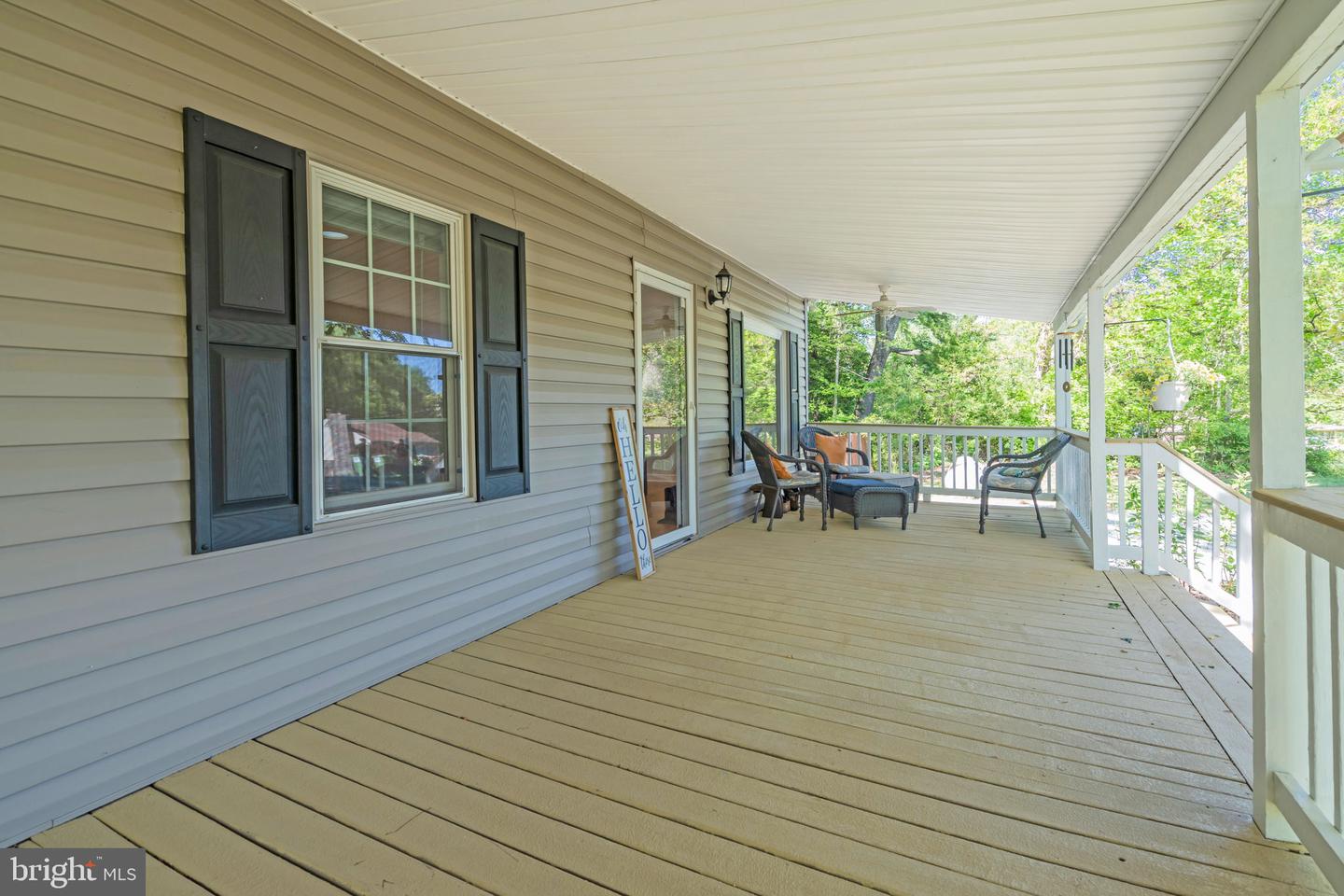 7 HIDDEN LAKE DR, STAFFORD, Virginia 22556, 4 Bedrooms Bedrooms, ,2 BathroomsBathrooms,Residential,For sale,7 HIDDEN LAKE DR,VAST2038644 MLS # VAST2038644