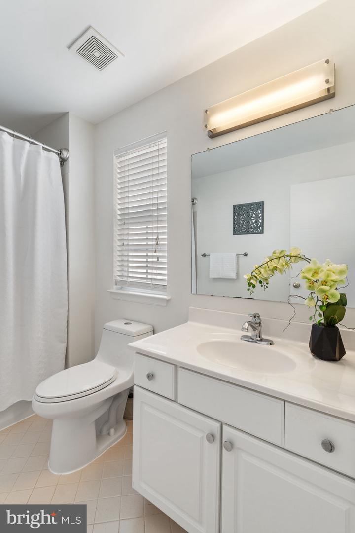20432 COOL FERN SQ, ASHBURN, Virginia 20147, 2 Bedrooms Bedrooms, ,2 BathroomsBathrooms,Residential,For sale,20432 COOL FERN SQ,VALO2096062 MLS # VALO2096062