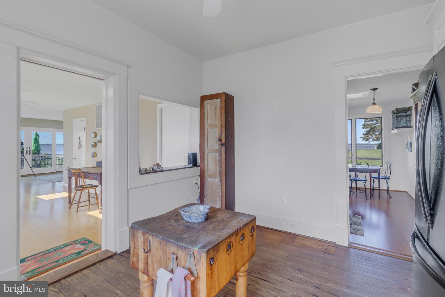 159 FLEETON POINT CIR, REEDVILLE, Virginia 22539, 4 Bedrooms Bedrooms, 9 Rooms Rooms,3 BathroomsBathrooms,Residential,For sale,159 FLEETON POINT CIR,VANV2001594 MLS # VANV2001594