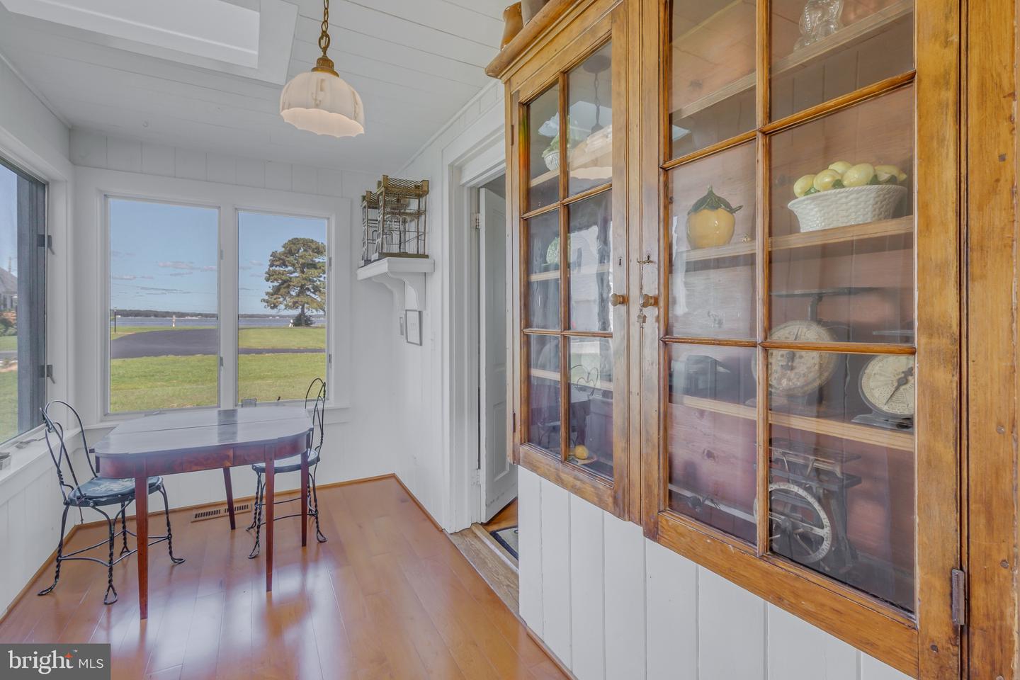 159 FLEETON POINT CIR, REEDVILLE, Virginia 22539, 4 Bedrooms Bedrooms, 9 Rooms Rooms,3 BathroomsBathrooms,Residential,For sale,159 FLEETON POINT CIR,VANV2001594 MLS # VANV2001594