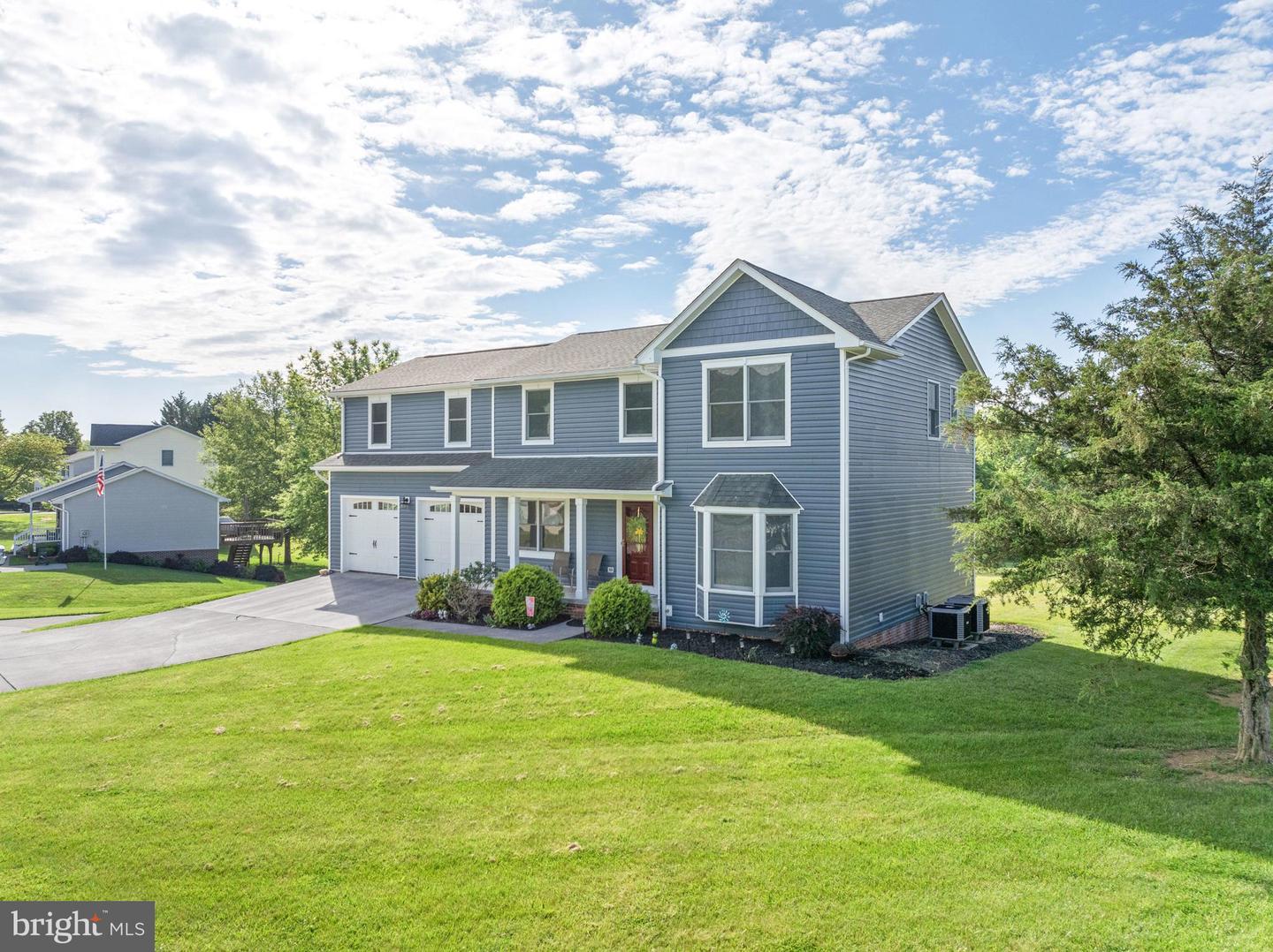 1117 KESLER RD, FRONT ROYAL, Virginia 22630, 4 Bedrooms Bedrooms, ,4 BathroomsBathrooms,Residential,For sale,1117 KESLER RD,VAWR2011166 MLS # VAWR2011166