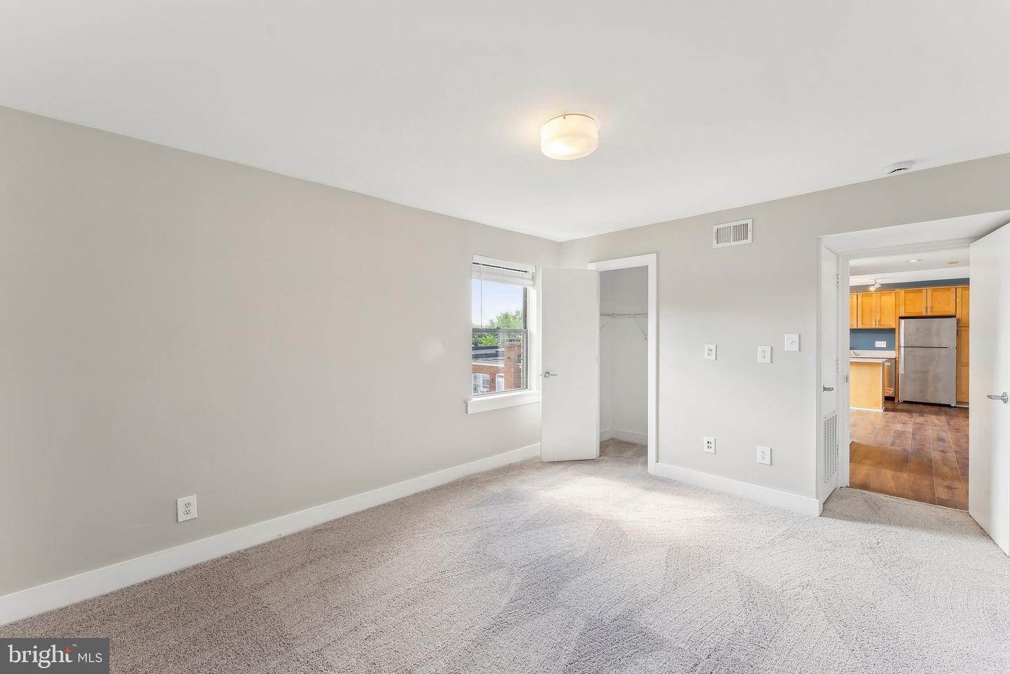 212 OAKWOOD ST SE #318, WASHINGTON, District Of Columbia 20032, 1 Bedroom Bedrooms, ,1 BathroomBathrooms,Residential,For sale,212 OAKWOOD ST SE #318,DCDC2201112 MLS # DCDC2201112