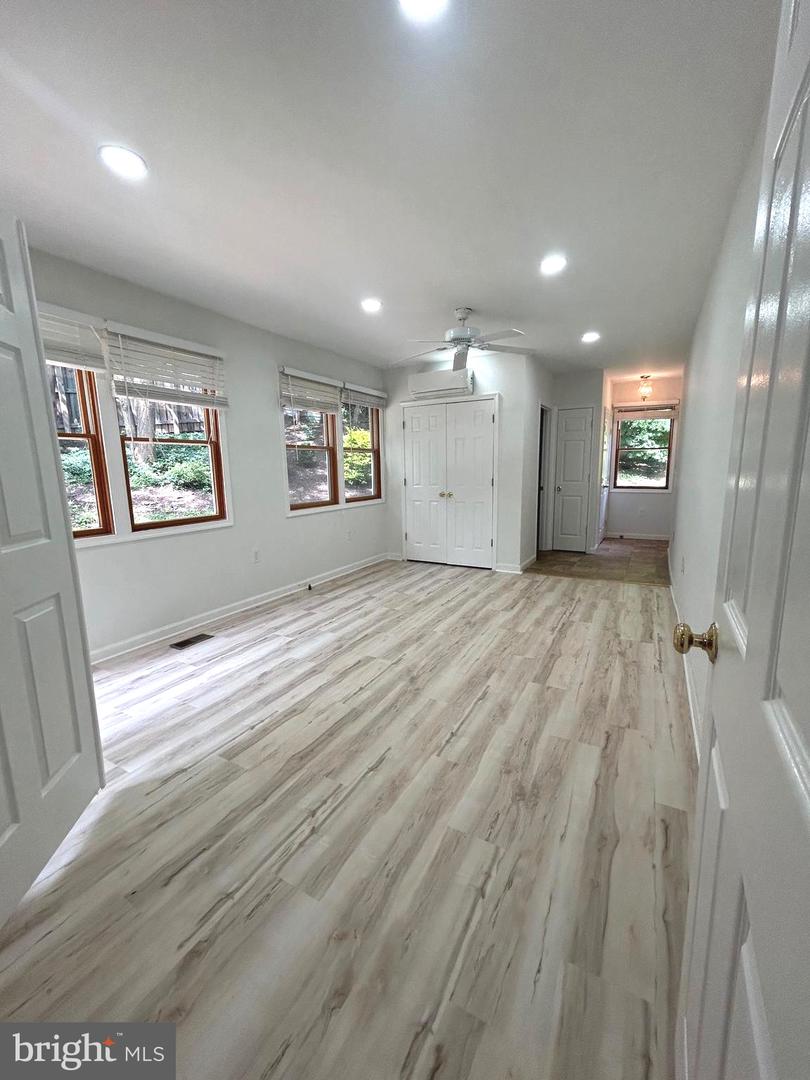 8524 BETTERTON CT, VIENNA, Virginia 22182, 5 Bedrooms Bedrooms, ,4 BathroomsBathrooms,Residential,For sale,8524 BETTERTON CT,VAFX2241540 MLS # VAFX2241540