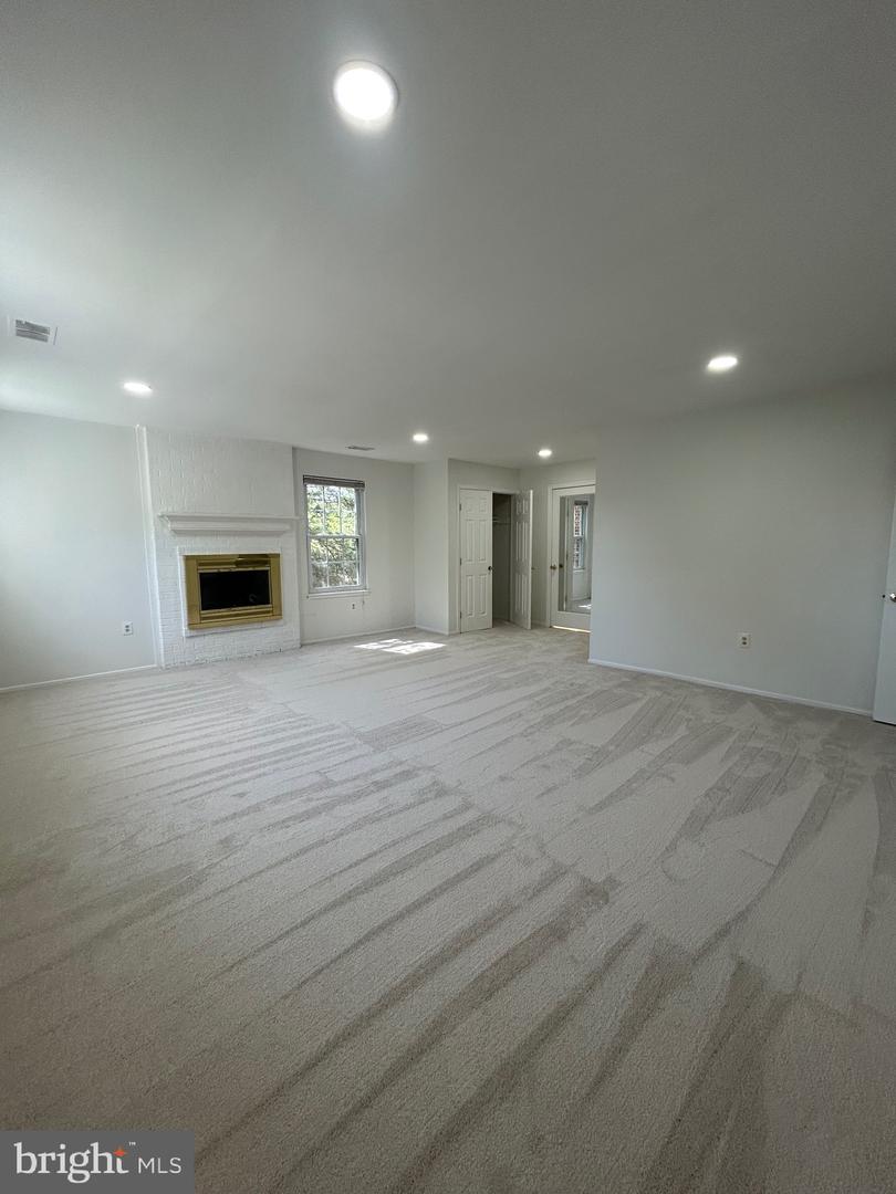 8524 BETTERTON CT, VIENNA, Virginia 22182, 5 Bedrooms Bedrooms, ,4 BathroomsBathrooms,Residential,For sale,8524 BETTERTON CT,VAFX2241540 MLS # VAFX2241540