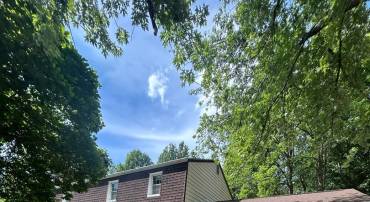 8524 BETTERTON CT, VIENNA, Virginia 22182, 5 Bedrooms Bedrooms, ,4 BathroomsBathrooms,Residential,For sale,8524 BETTERTON CT,VAFX2241540 MLS # VAFX2241540