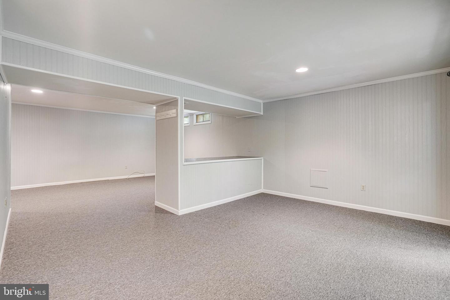 5926 CLERMONT LANDING CT, BURKE, Virginia 22015, 4 Bedrooms Bedrooms, ,3 BathroomsBathrooms,Residential,For sale,5926 CLERMONT LANDING CT,VAFX2242000 MLS # VAFX2242000