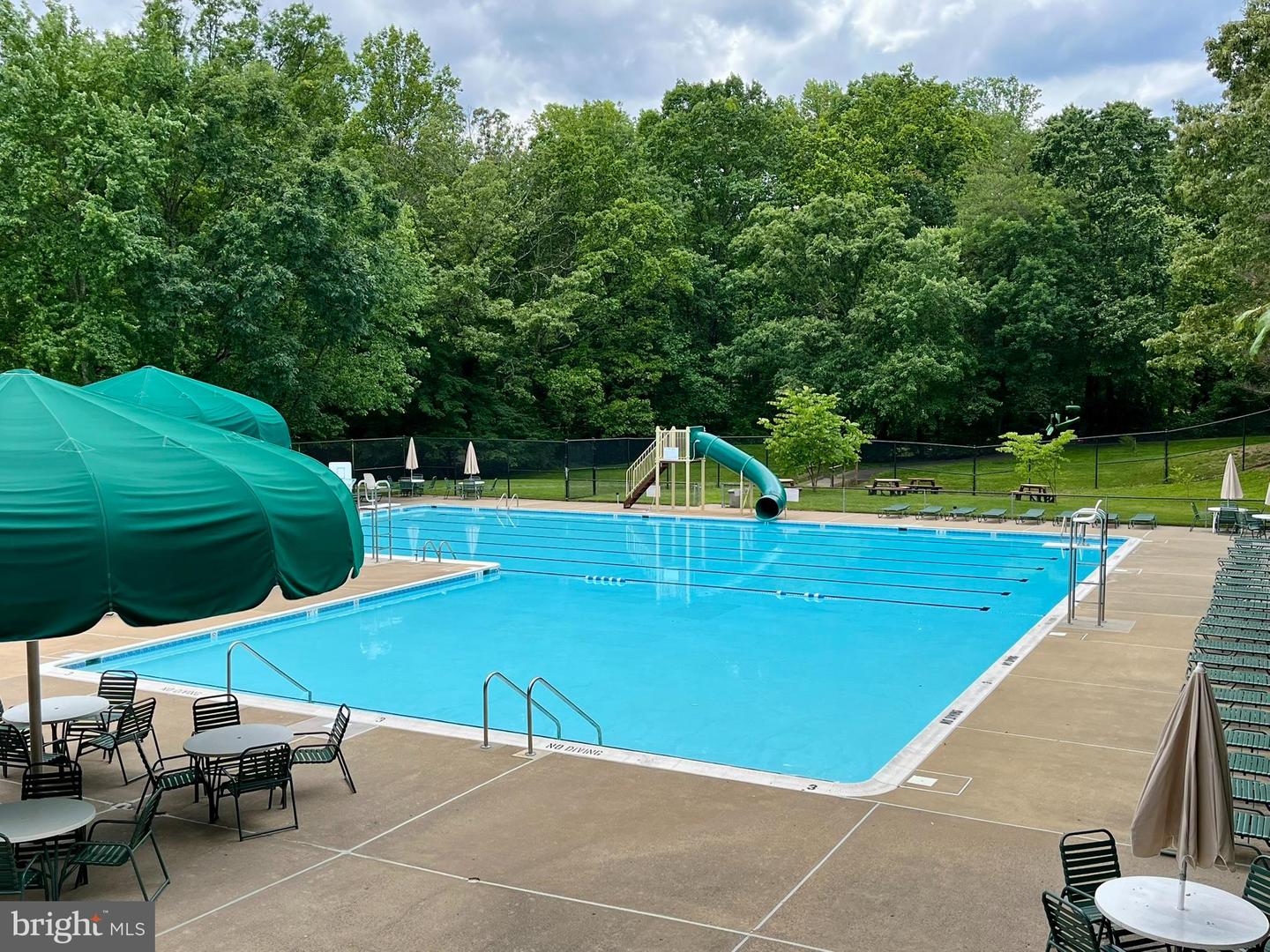 5926 CLERMONT LANDING CT, BURKE, Virginia 22015, 4 Bedrooms Bedrooms, ,3 BathroomsBathrooms,Residential,For sale,5926 CLERMONT LANDING CT,VAFX2242000 MLS # VAFX2242000