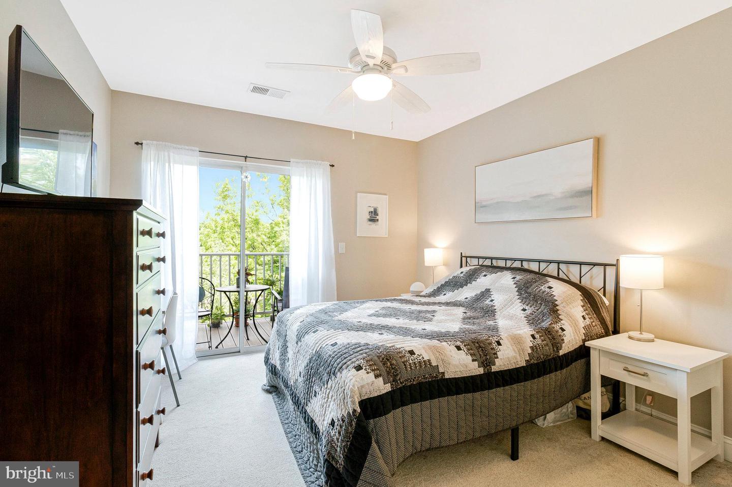 7000 FALLS REACH DR #307, FALLS CHURCH, Virginia 22043, 2 Bedrooms Bedrooms, ,2 BathroomsBathrooms,Residential,For sale,7000 FALLS REACH DR #307,VAFX2242006 MLS # VAFX2242006