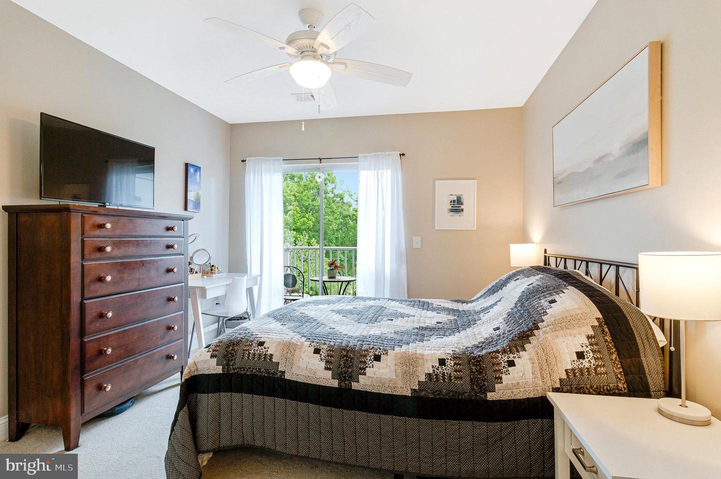 7000 FALLS REACH DR #307, FALLS CHURCH, Virginia 22043, 2 Bedrooms Bedrooms, ,2 BathroomsBathrooms,Residential,For sale,7000 FALLS REACH DR #307,VAFX2242006 MLS # VAFX2242006