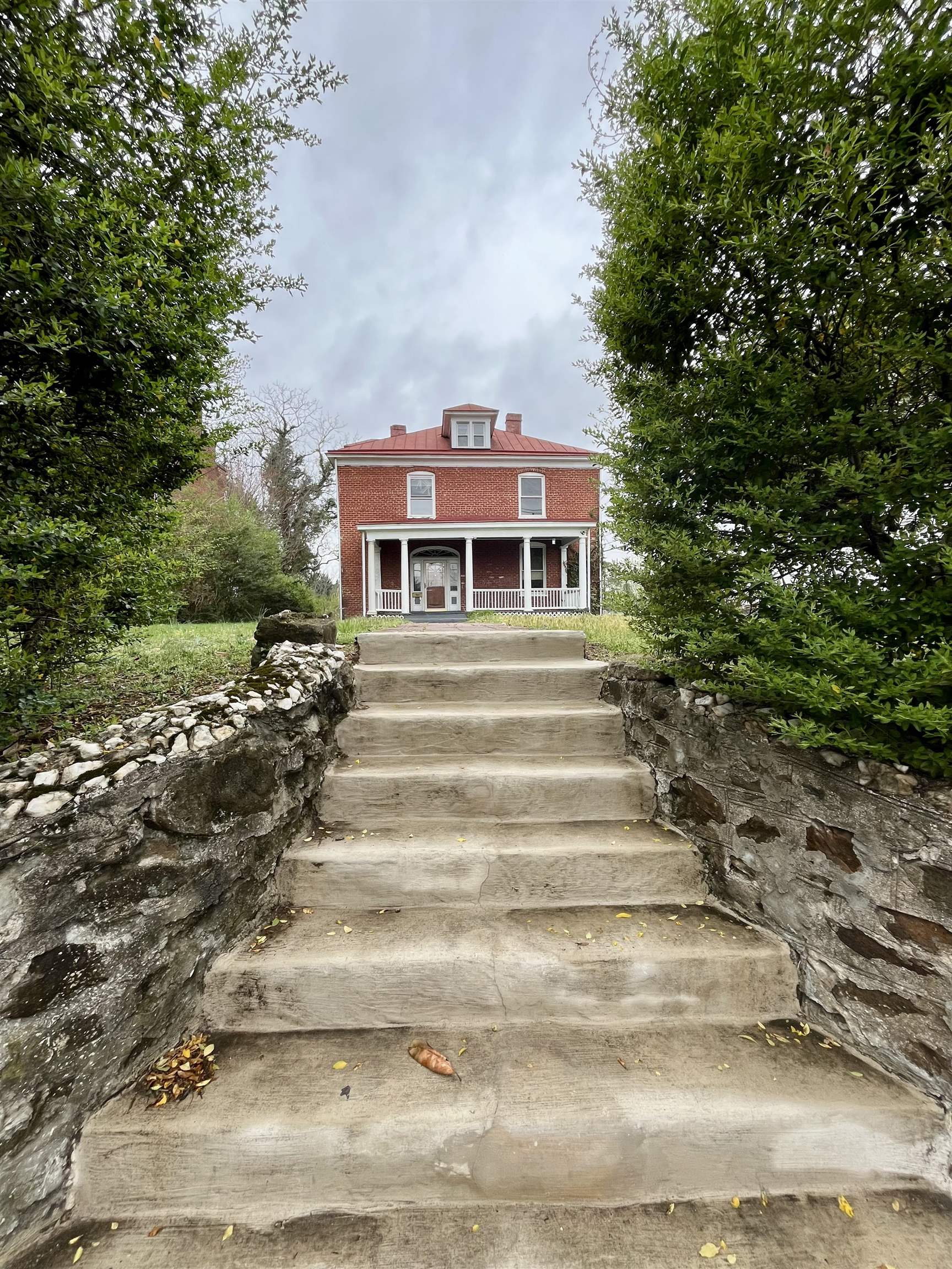 501 RIDGE ST, CHARLOTTESVILLE, Virginia 22902, 5 Bedrooms Bedrooms, ,2 BathroomsBathrooms,Residential,501 RIDGE ST,662760 MLS # 662760