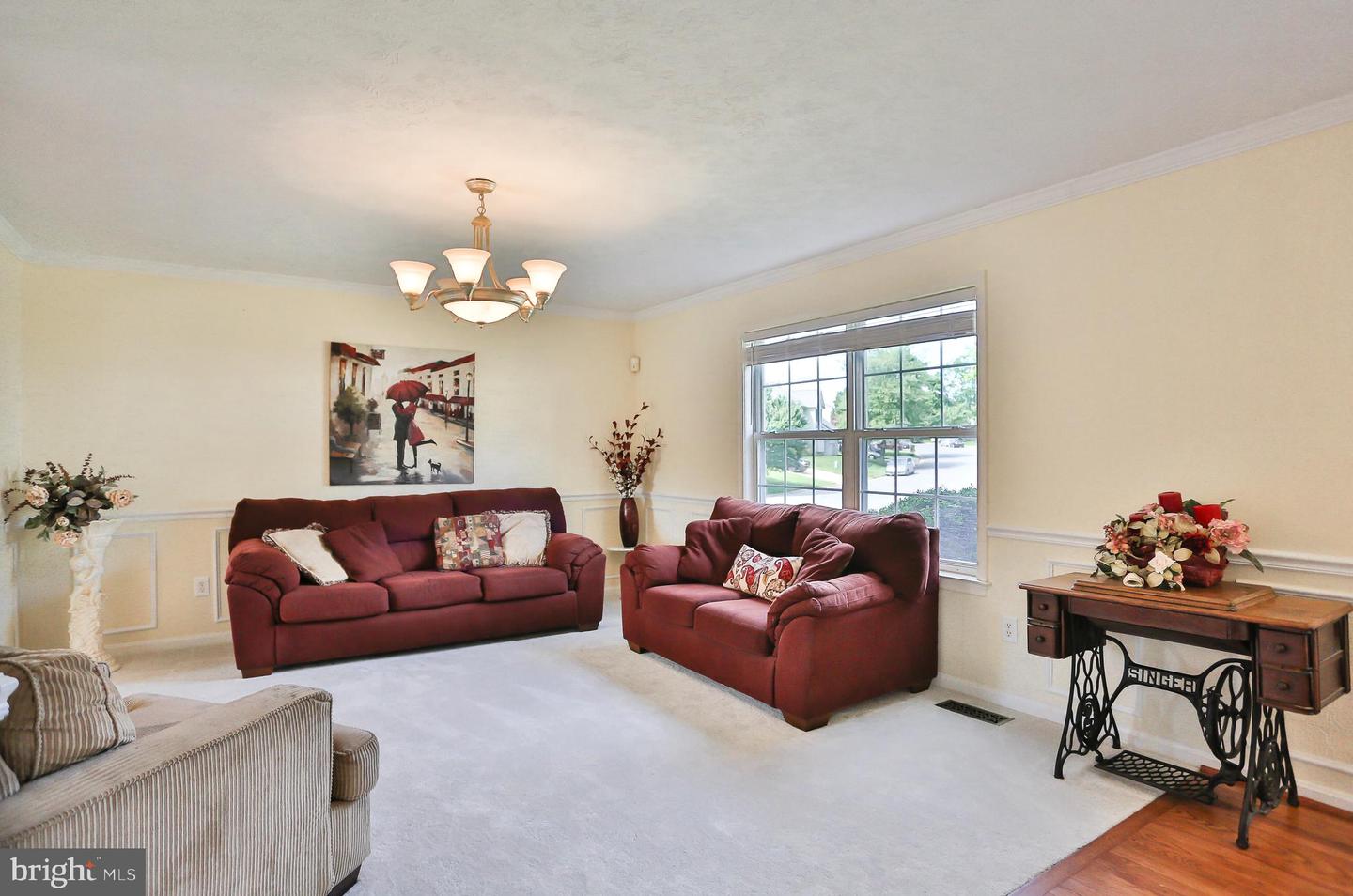2 JAMESTOWN CT, STAFFORD, Virginia 22554, 4 Bedrooms Bedrooms, ,3 BathroomsBathrooms,Residential,For sale,2 JAMESTOWN CT,VAST2039170 MLS # VAST2039170
