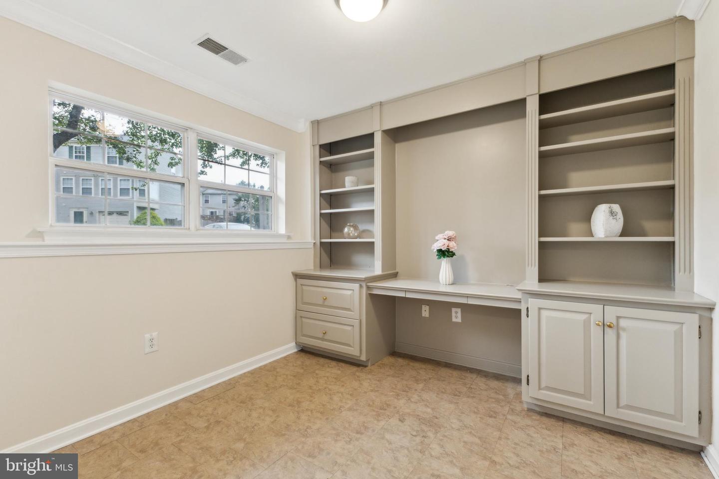 14208 CREEKBRANCH WAY, GAINESVILLE, Virginia 20155, 3 Bedrooms Bedrooms, ,3 BathroomsBathrooms,Residential,For sale,14208 CREEKBRANCH WAY,VAPW2095646 MLS # VAPW2095646