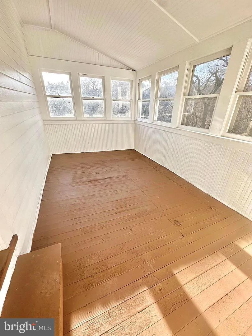 933 MCCORMICK BLVD, CLIFTON FORGE, Virginia 24422, 6 Bedrooms Bedrooms, ,1 BathroomBathrooms,Residential,For sale,933 MCCORMICK BLVD,VAAY2000026 MLS # VAAY2000026