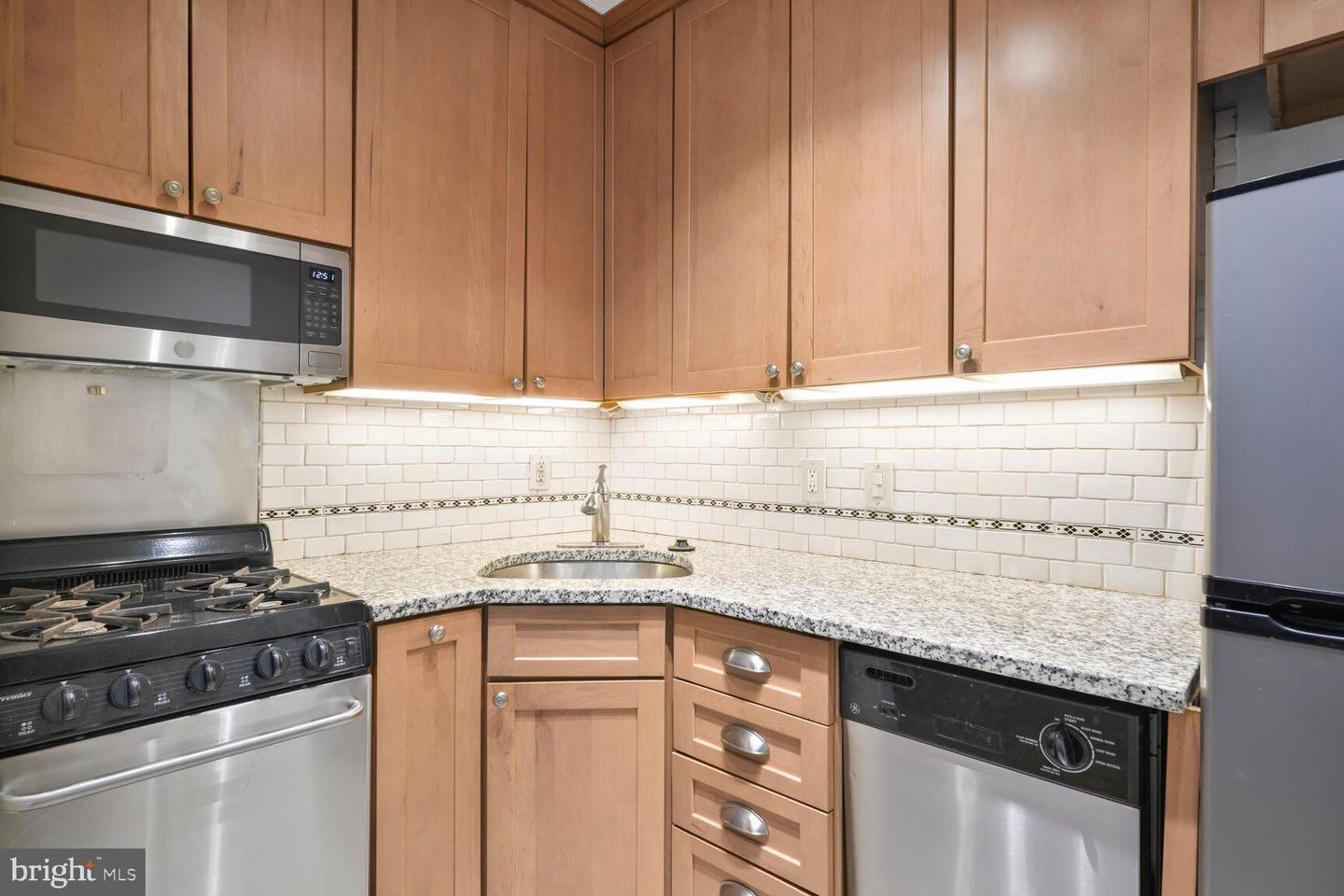 305 C ST NE #210, WASHINGTON, District Of Columbia 20002, ,1 BathroomBathrooms,Residential,For sale,305 C ST NE #210,DCDC2202718 MLS # DCDC2202718