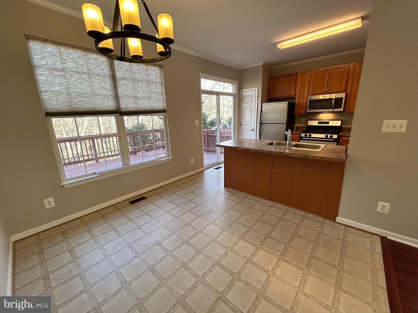 4213 NORMANDY CT, FREDERICKSBURG, Virginia 22408, 3 Bedrooms Bedrooms, ,3 BathroomsBathrooms,Residential,For sale,4213 NORMANDY CT,VASP2033506 MLS # VASP2033506