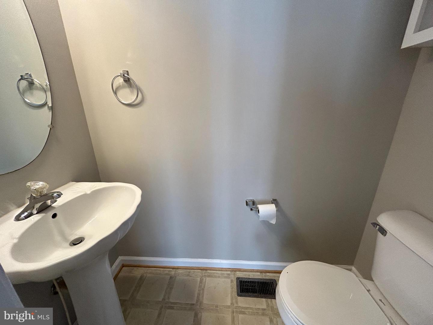 4213 NORMANDY CT, FREDERICKSBURG, Virginia 22408, 3 Bedrooms Bedrooms, ,3 BathroomsBathrooms,Residential,For sale,4213 NORMANDY CT,VASP2033506 MLS # VASP2033506
