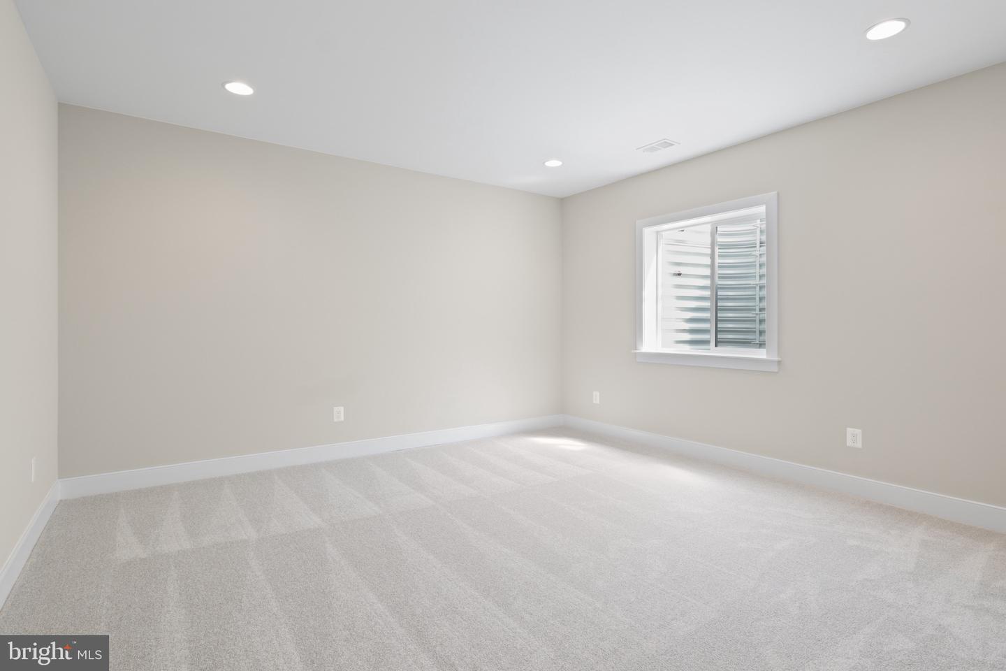 1749 BEULAH RD, VIENNA, Virginia 22182, 6 Bedrooms Bedrooms, ,5 BathroomsBathrooms,Residential,For sale,1749 BEULAH RD,VAFX2243736 MLS # VAFX2243736