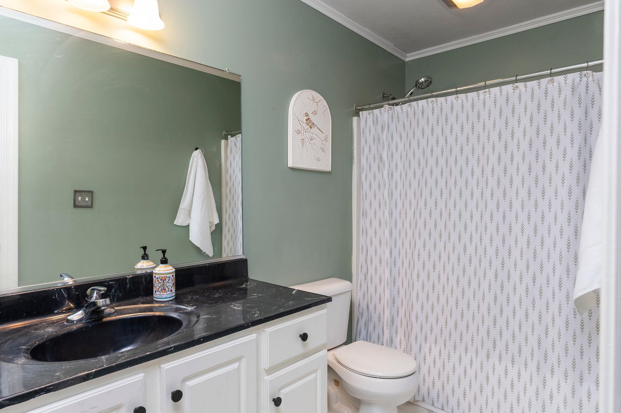 47 VILLA VIEW DR, STAUNTON, Virginia 24401, 3 Bedrooms Bedrooms, ,2 BathroomsBathrooms,Residential,47 VILLA VIEW DR,665110 MLS # 665110