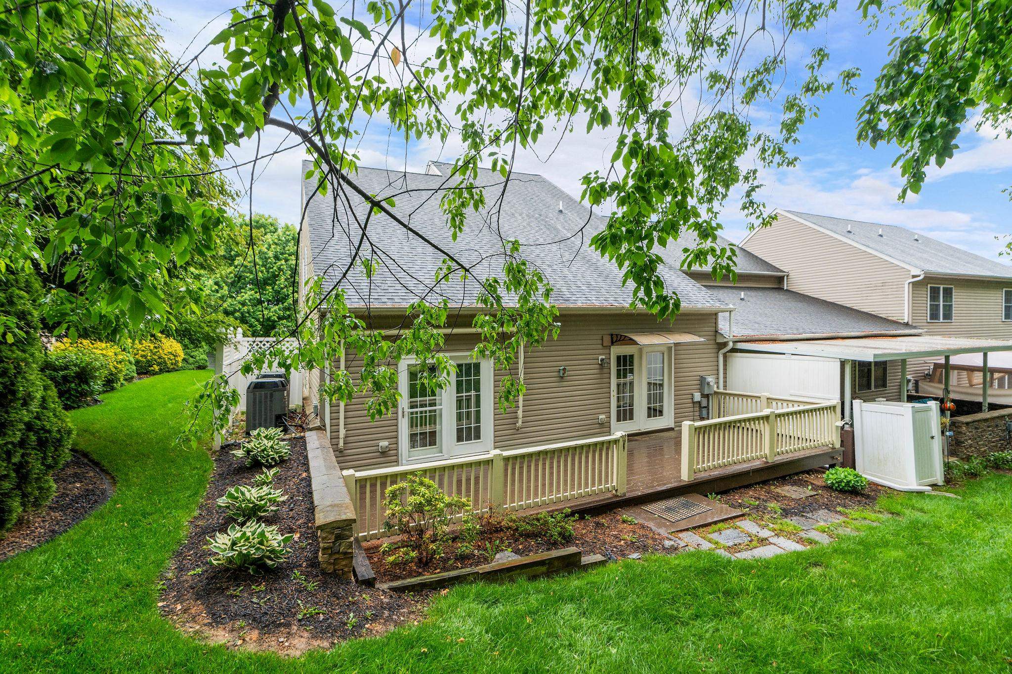 47 VILLA VIEW DR, STAUNTON, Virginia 24401, 3 Bedrooms Bedrooms, ,2 BathroomsBathrooms,Residential,47 VILLA VIEW DR,665110 MLS # 665110