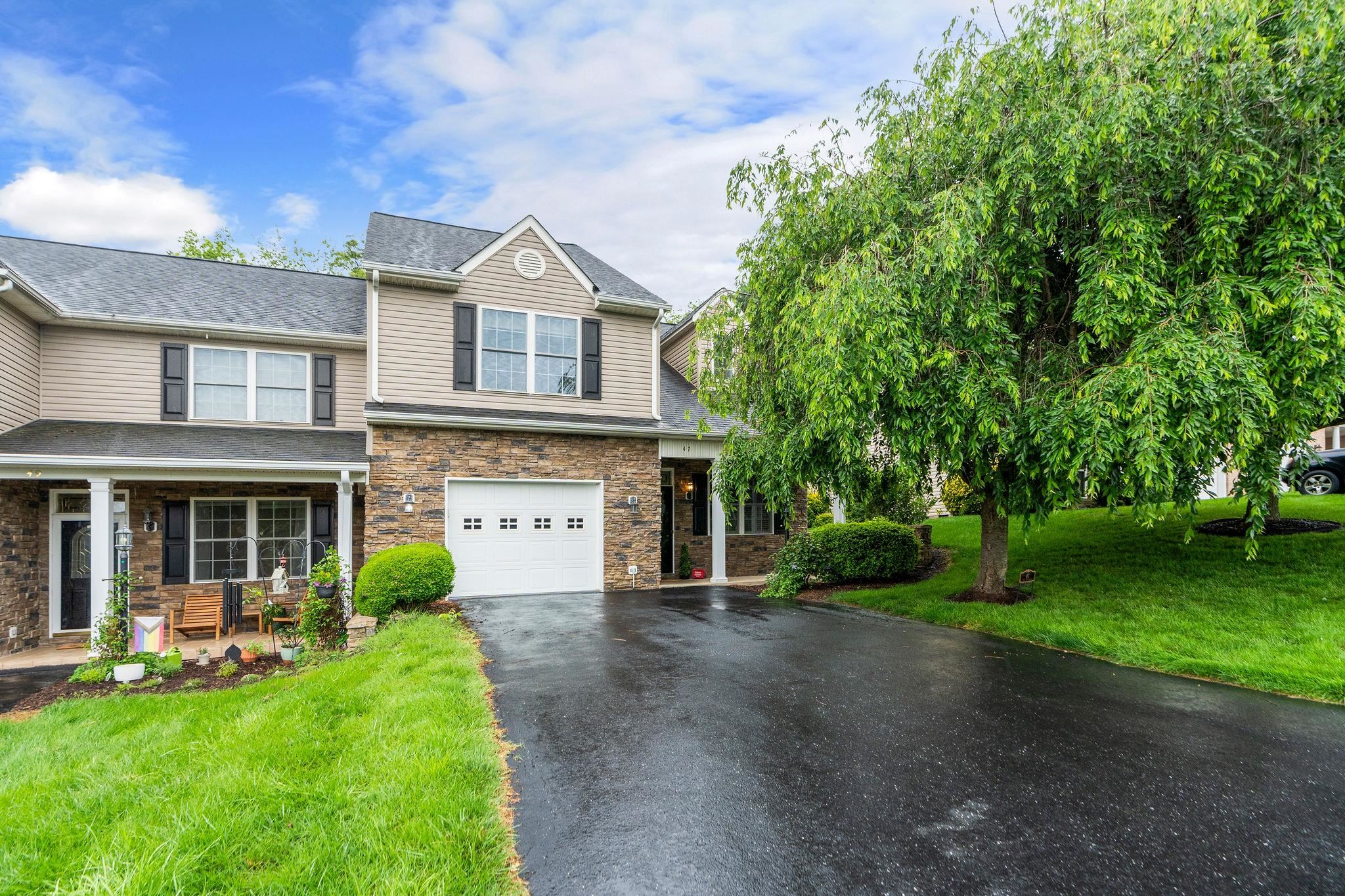 47 VILLA VIEW DR, STAUNTON, Virginia 24401, 3 Bedrooms Bedrooms, ,2 BathroomsBathrooms,Residential,47 VILLA VIEW DR,665110 MLS # 665110