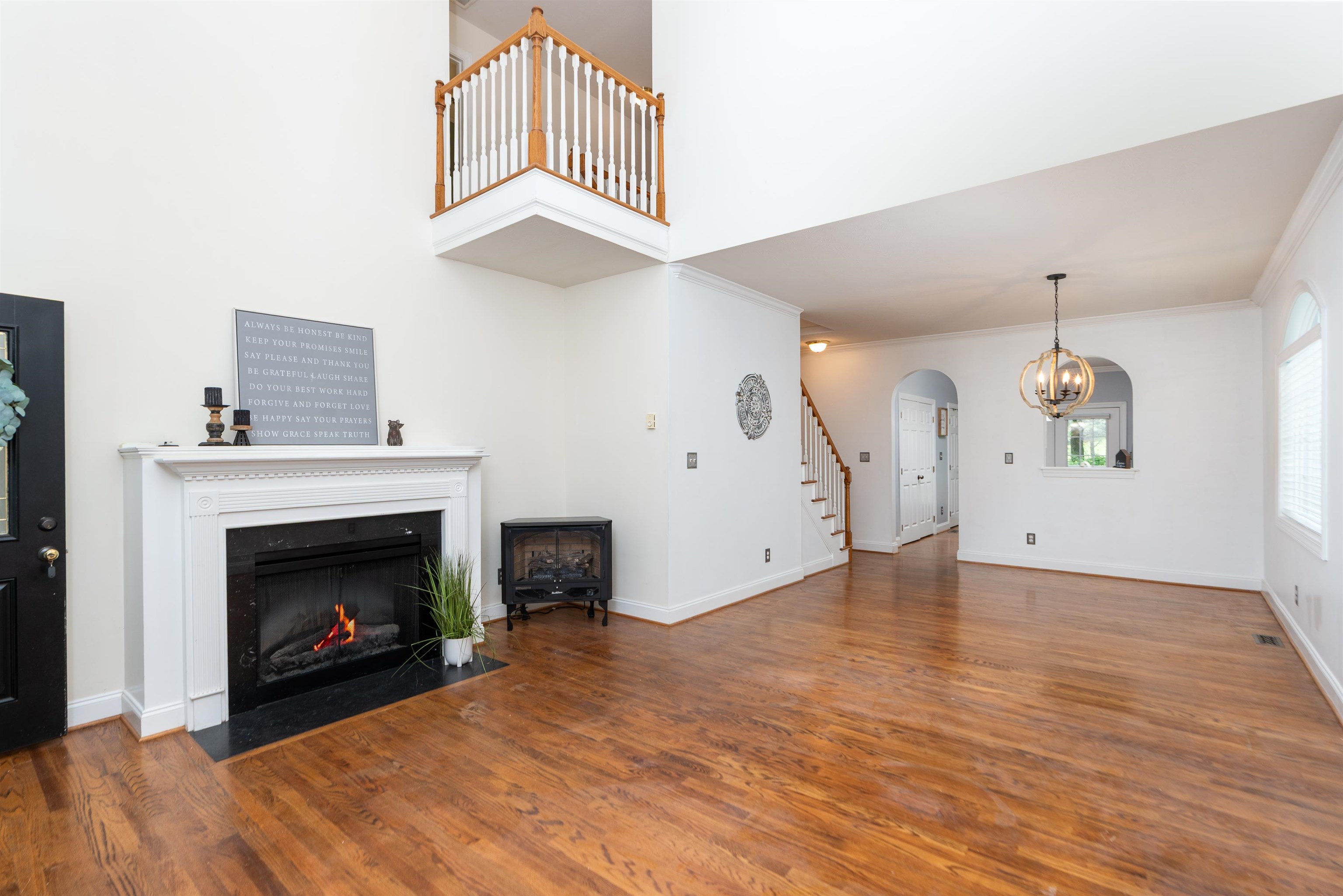 47 VILLA VIEW DR, STAUNTON, Virginia 24401, 3 Bedrooms Bedrooms, ,2 BathroomsBathrooms,Residential,47 VILLA VIEW DR,665110 MLS # 665110