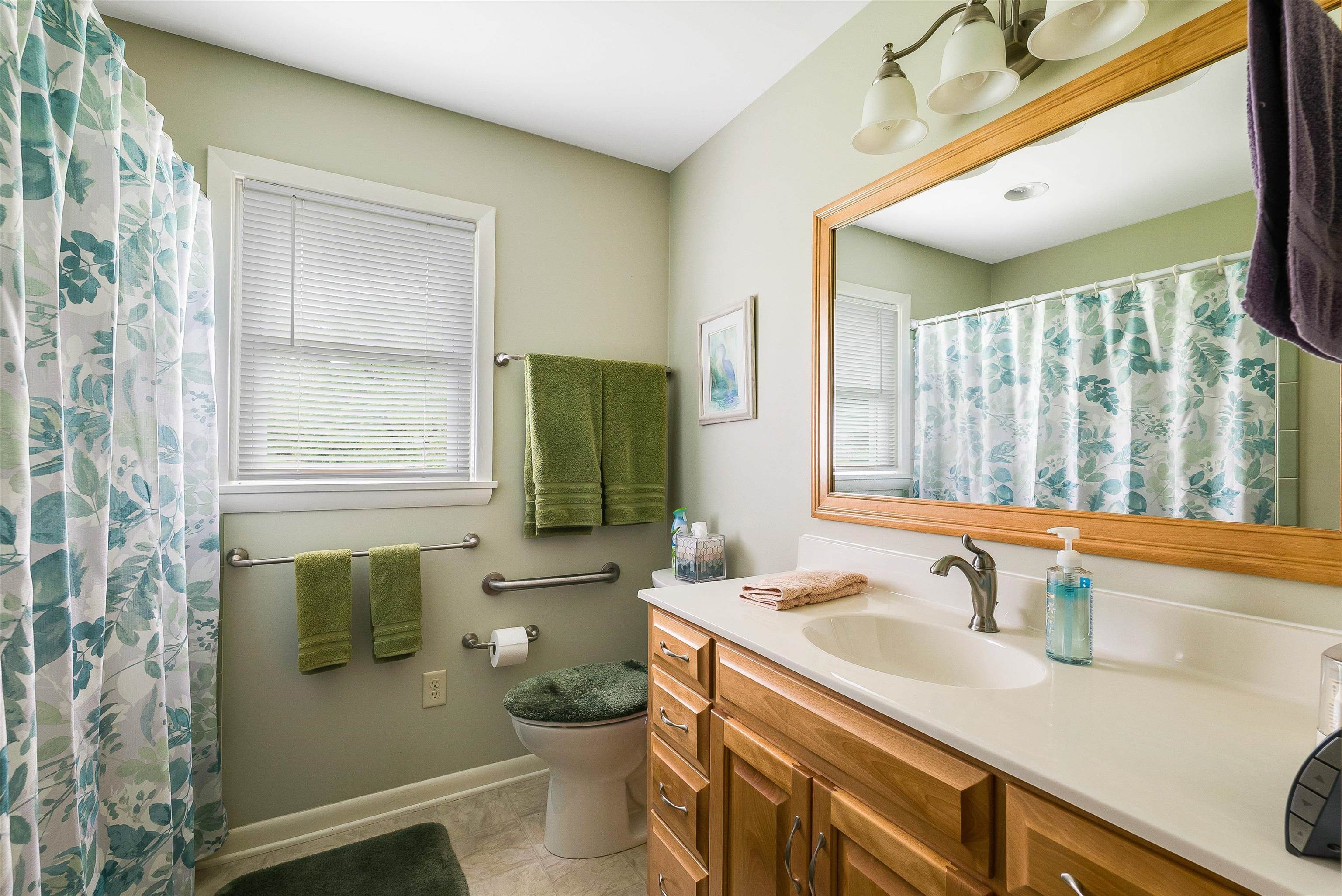 3226 OLD THIRTY THREE RD, ROCKINGHAM, Virginia 22801, 4 Bedrooms Bedrooms, ,2 BathroomsBathrooms,Residential,Kratz,3226 OLD THIRTY THREE RD,665111 MLS # 665111