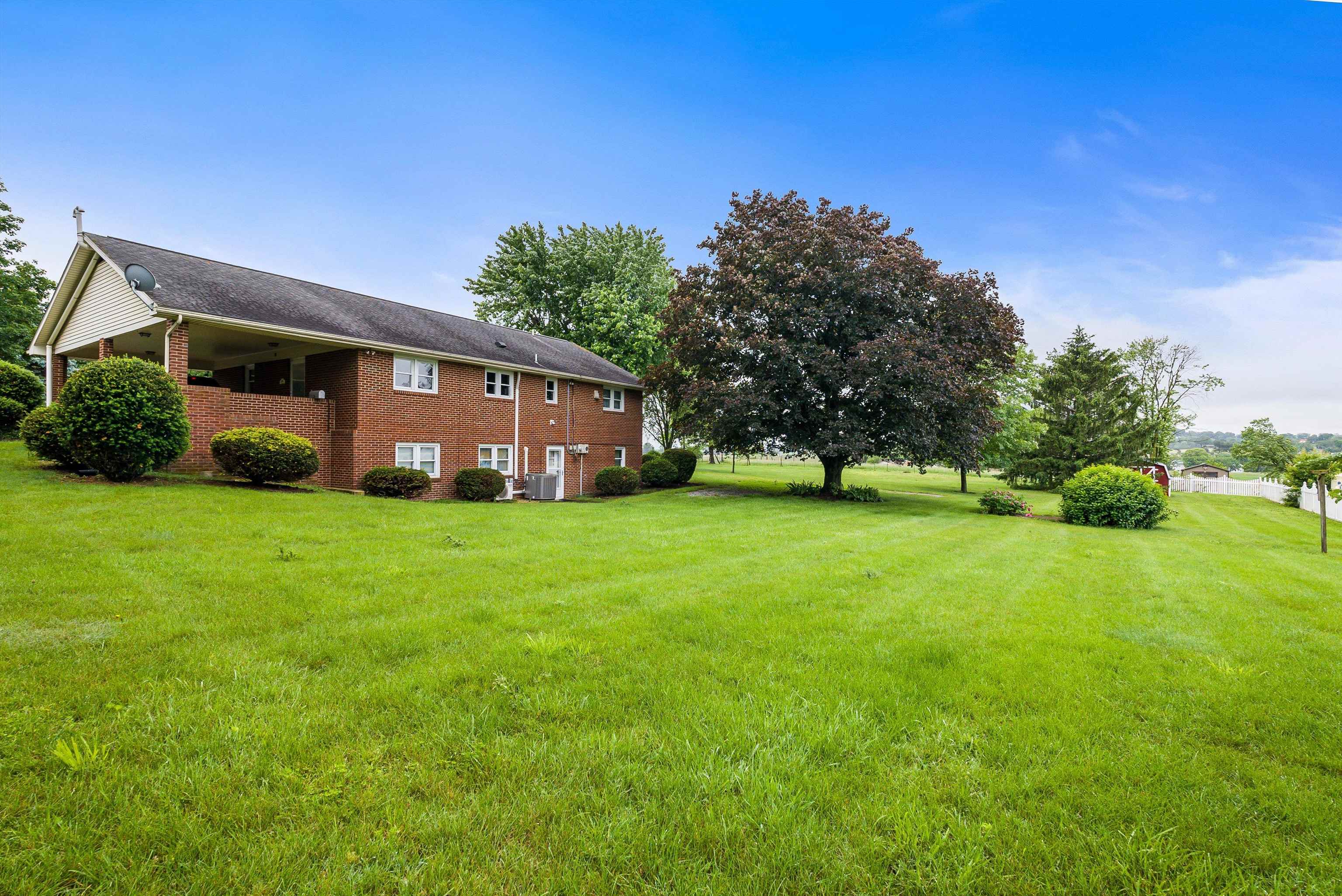 3226 OLD THIRTY THREE RD, ROCKINGHAM, Virginia 22801, 4 Bedrooms Bedrooms, ,2 BathroomsBathrooms,Residential,Kratz,3226 OLD THIRTY THREE RD,665111 MLS # 665111