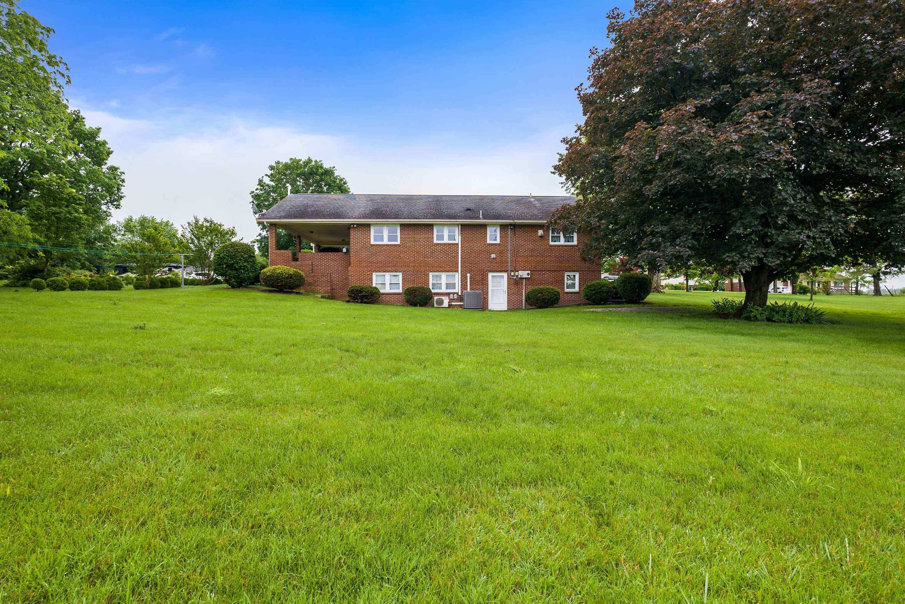 3226 OLD THIRTY THREE RD, ROCKINGHAM, Virginia 22801, 4 Bedrooms Bedrooms, ,2 BathroomsBathrooms,Residential,Kratz,3226 OLD THIRTY THREE RD,665111 MLS # 665111