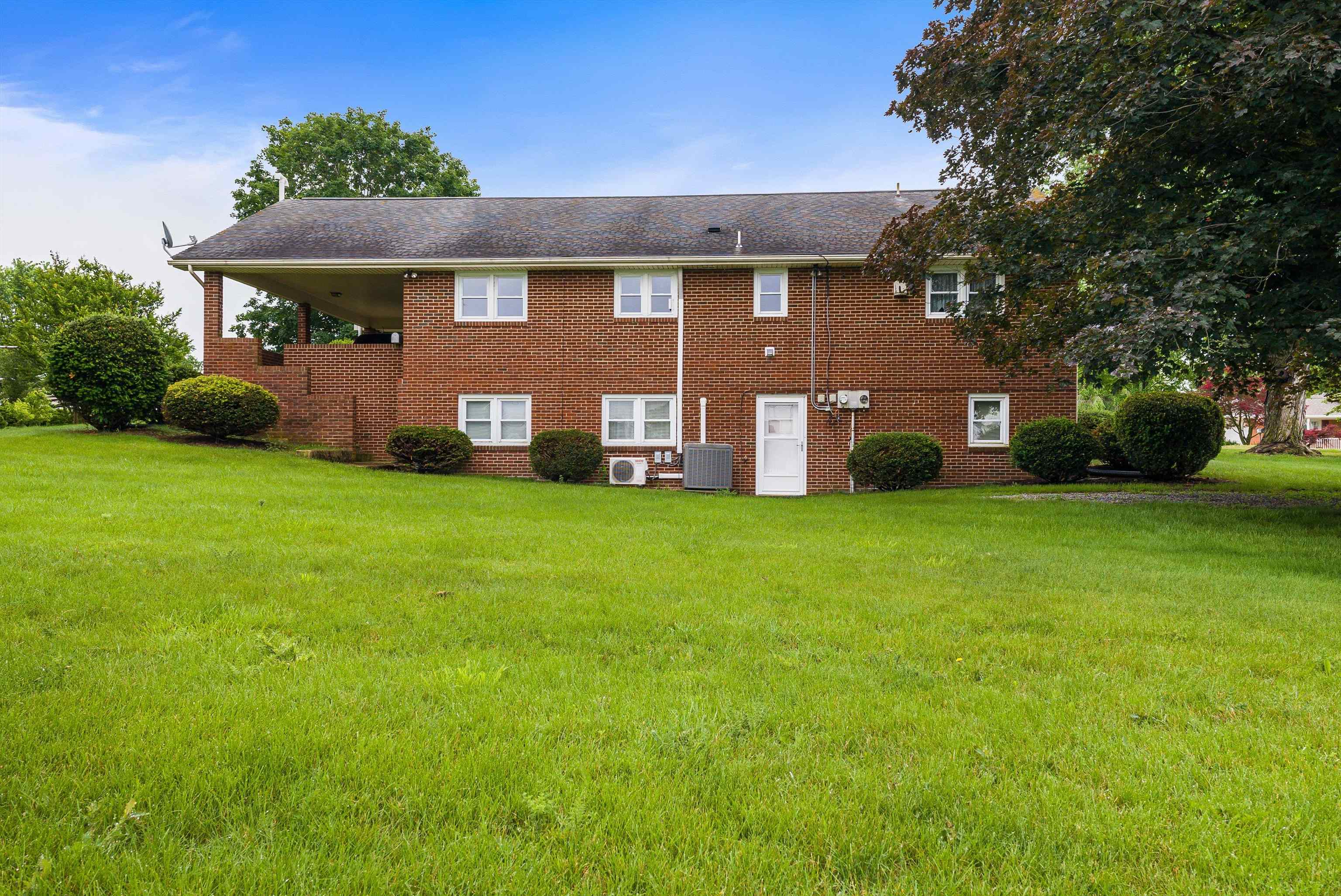 3226 OLD THIRTY THREE RD, ROCKINGHAM, Virginia 22801, 4 Bedrooms Bedrooms, ,2 BathroomsBathrooms,Residential,Kratz,3226 OLD THIRTY THREE RD,665111 MLS # 665111