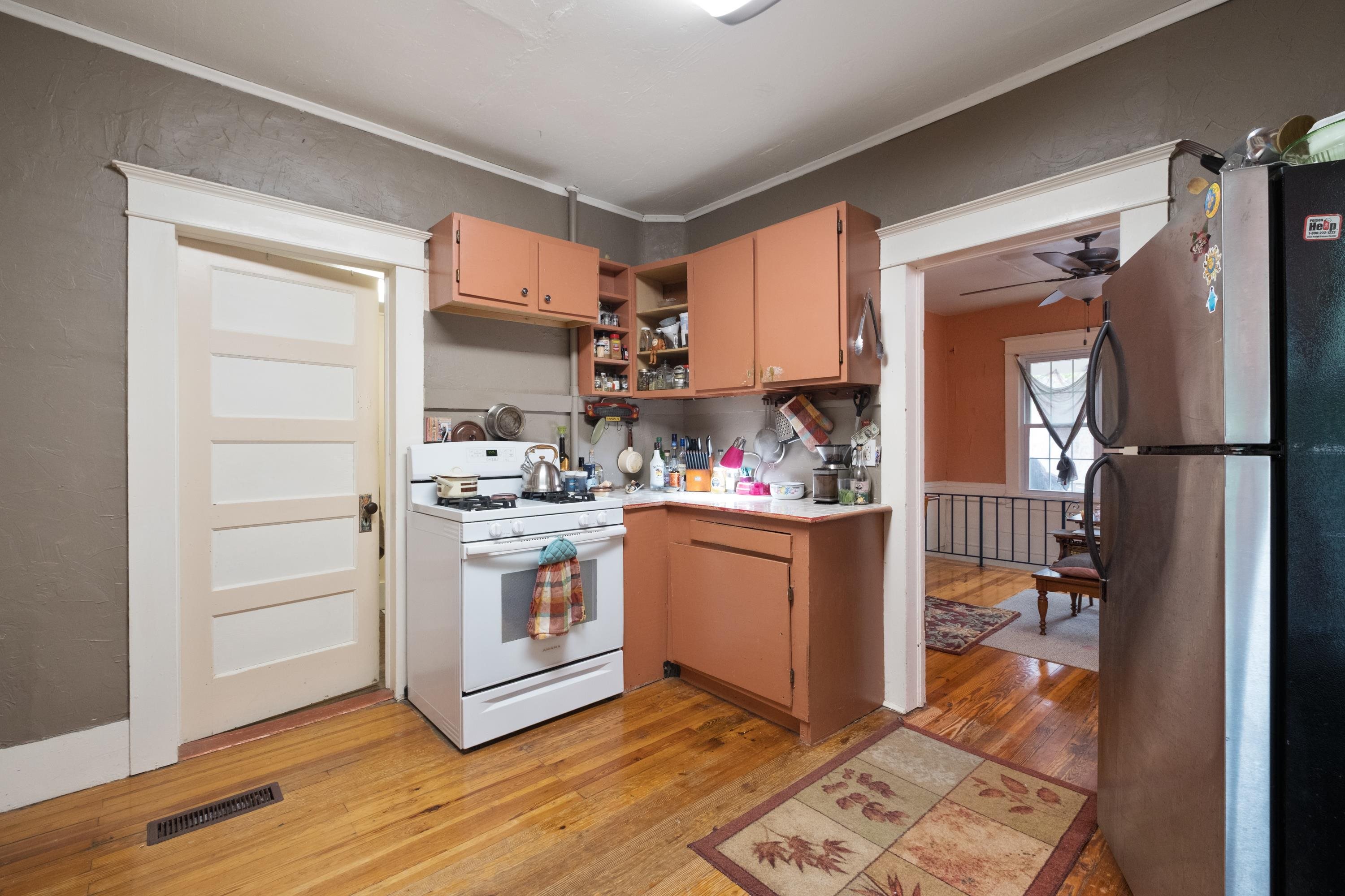 298 FILLMORE ST, STAUNTON, Virginia 24401, 1 Bedroom Bedrooms, ,1 BathroomBathrooms,Residential,Little Pink Cottage On The Hill,298 FILLMORE ST,665115 MLS # 665115