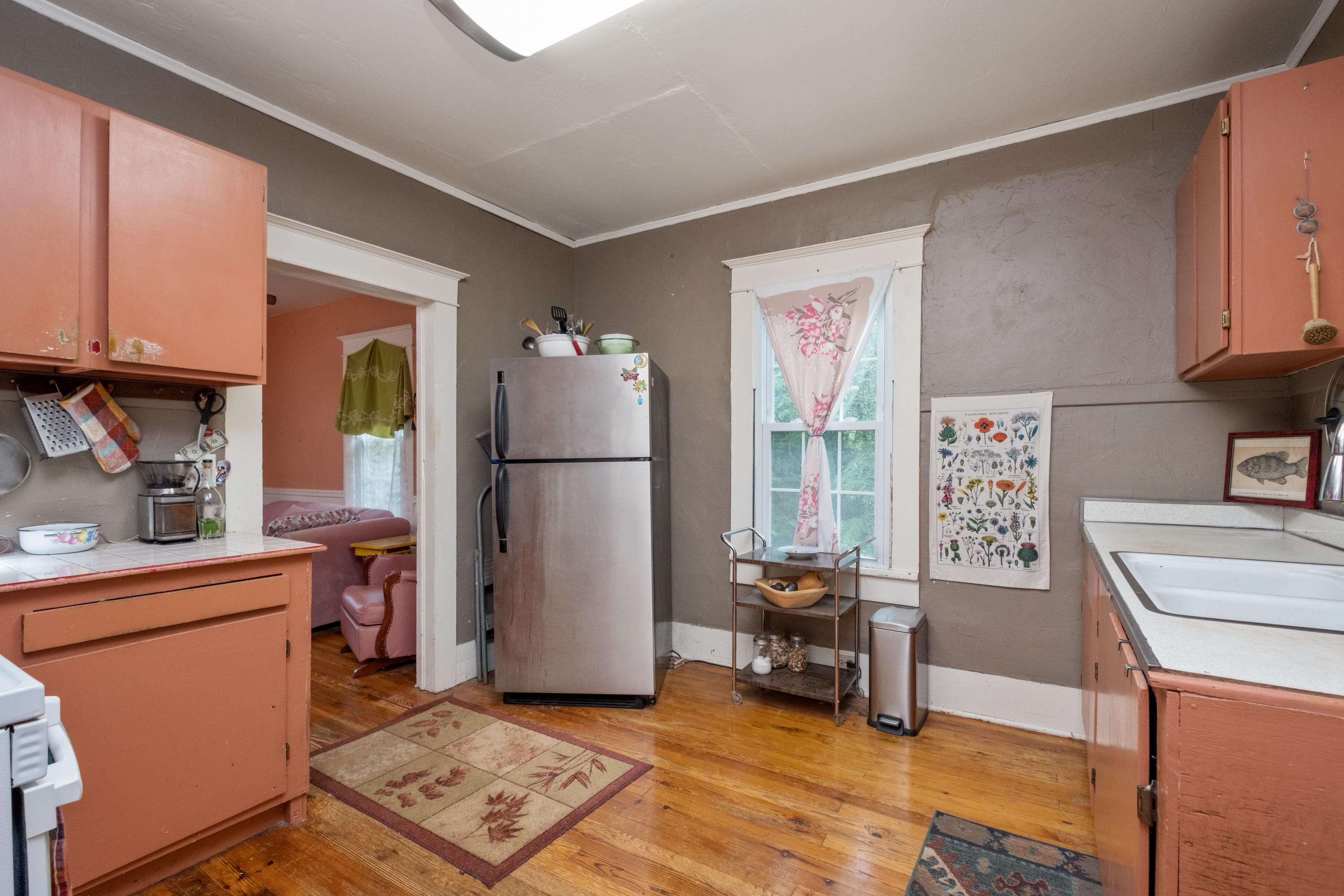 298 FILLMORE ST, STAUNTON, Virginia 24401, 1 Bedroom Bedrooms, ,1 BathroomBathrooms,Residential,Little Pink Cottage On The Hill,298 FILLMORE ST,665115 MLS # 665115