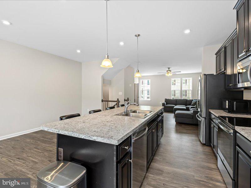 107 LOOKOUT WAY, FREDERICKSBURG, Virginia 22405, 4 Bedrooms Bedrooms, ,3 BathroomsBathrooms,Residential,For sale,107 LOOKOUT WAY,VAST2039276 MLS # VAST2039276
