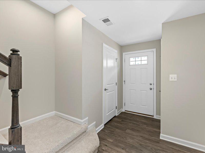 107 LOOKOUT WAY, FREDERICKSBURG, Virginia 22405, 4 Bedrooms Bedrooms, ,3 BathroomsBathrooms,Residential,For sale,107 LOOKOUT WAY,VAST2039276 MLS # VAST2039276